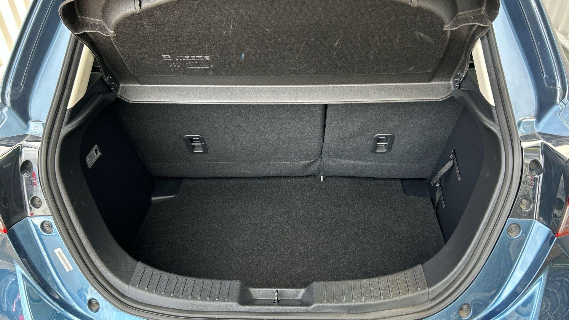Mazda2 Image 18