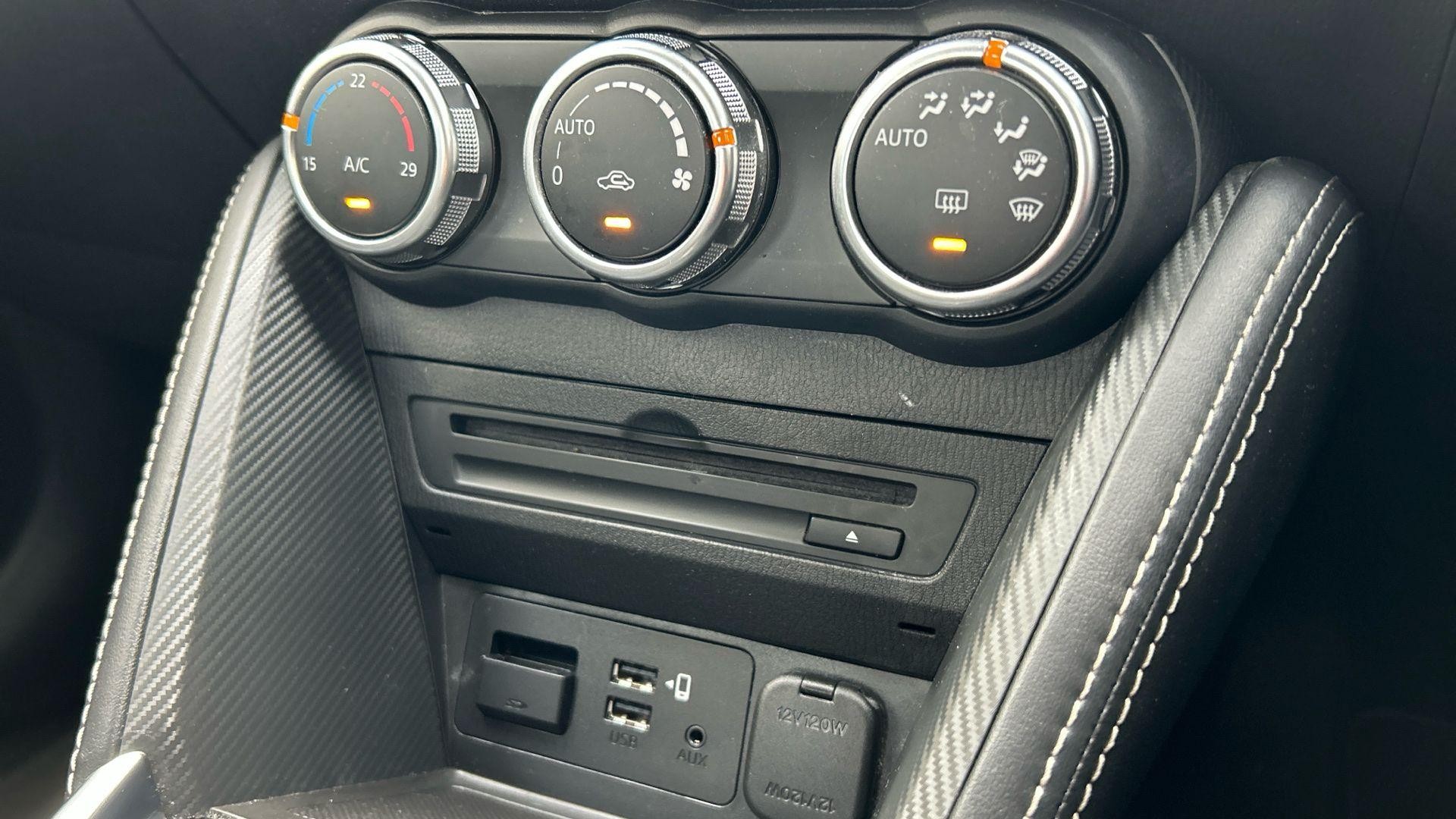 Mazda2 Image 28