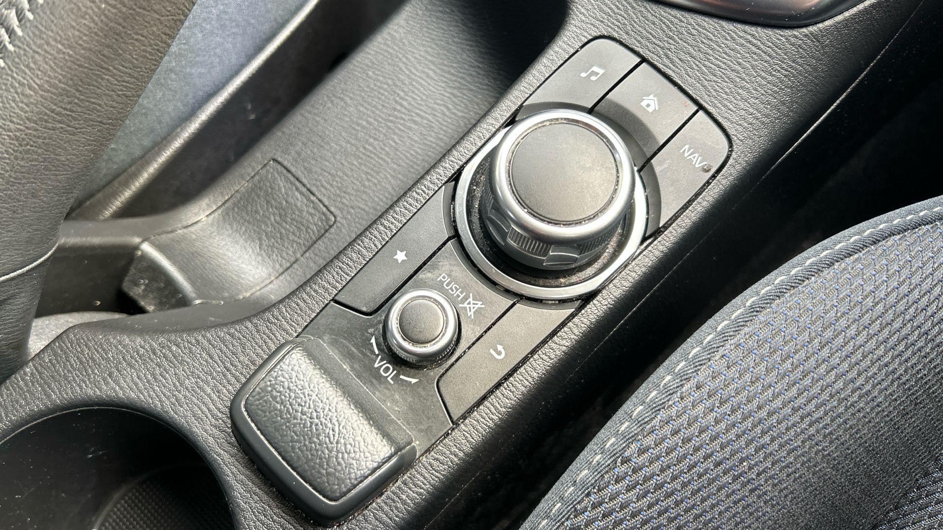 Mazda2 Image 30