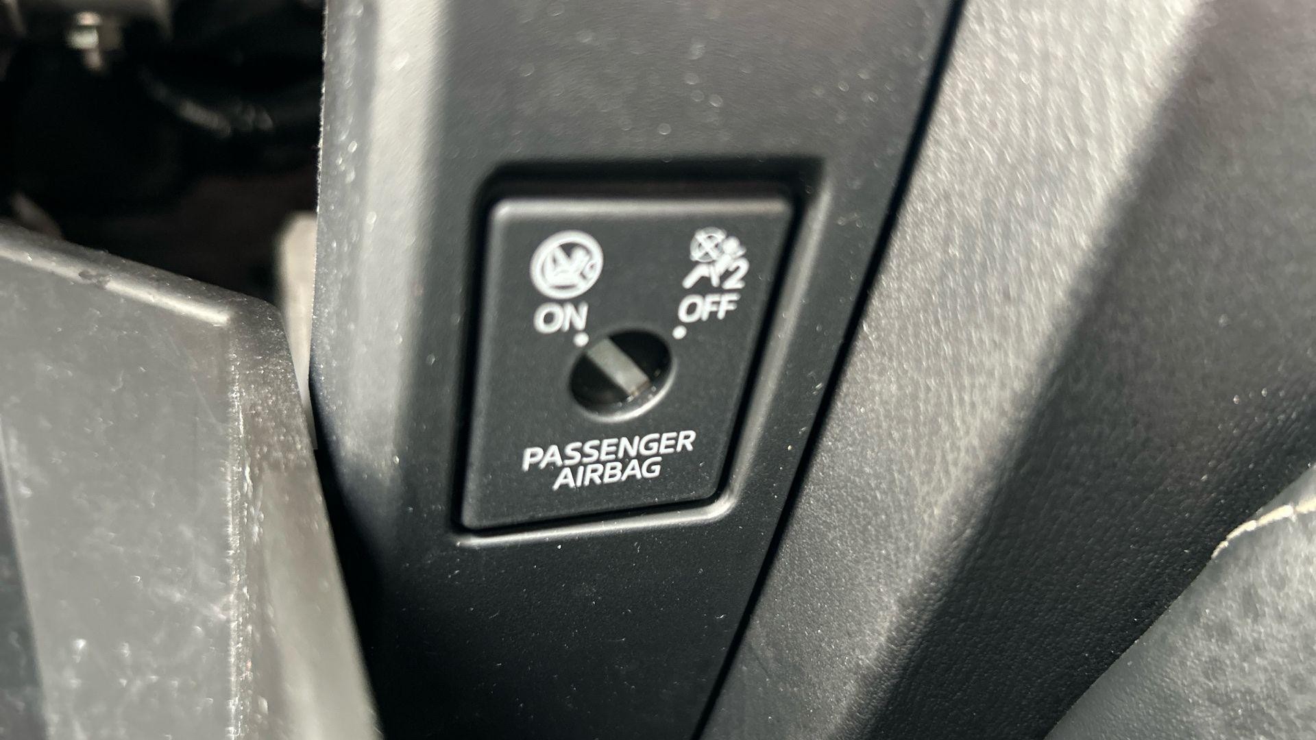 Mazda2 Image 40
