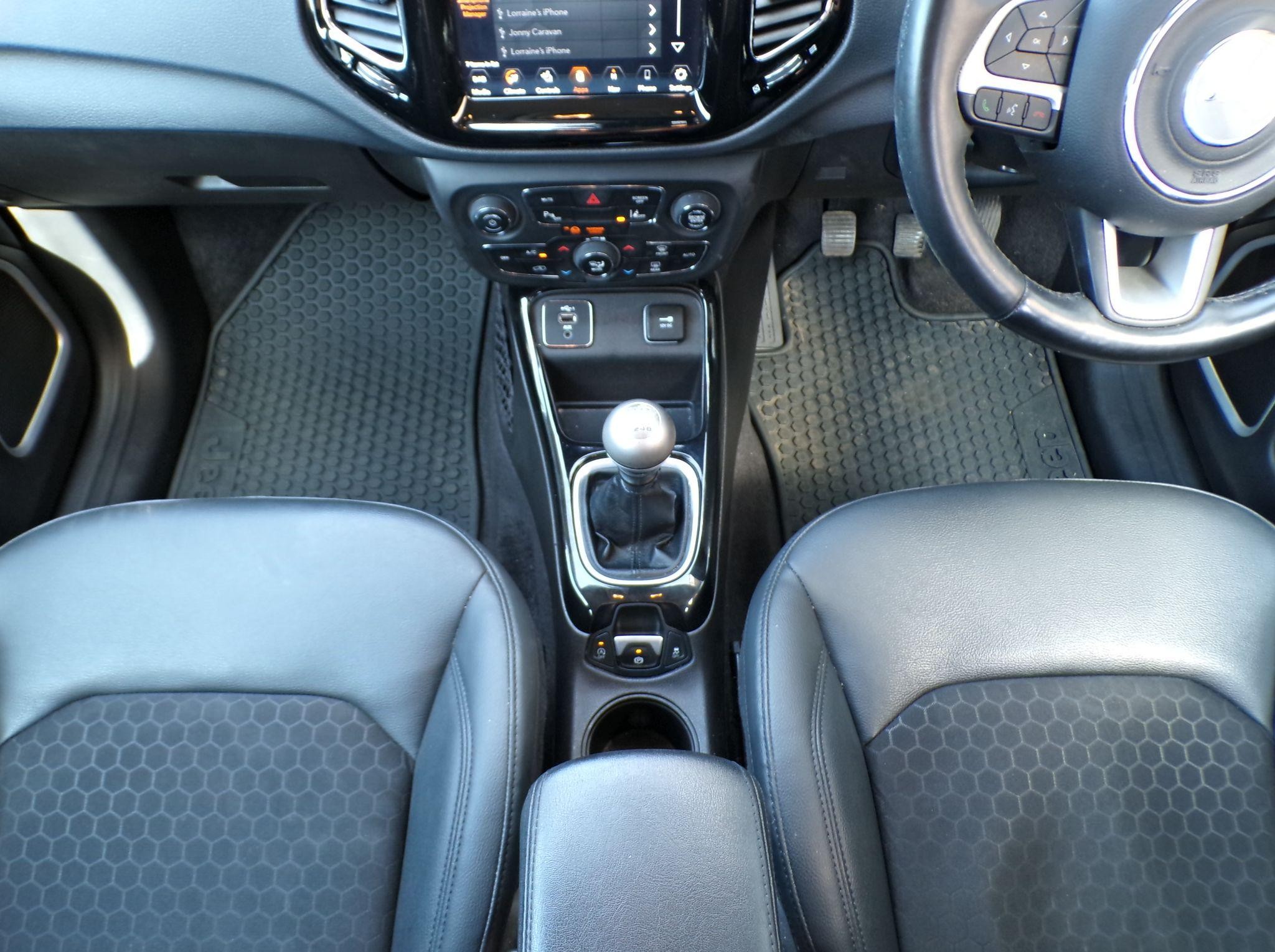 Jeep Compass Image 19