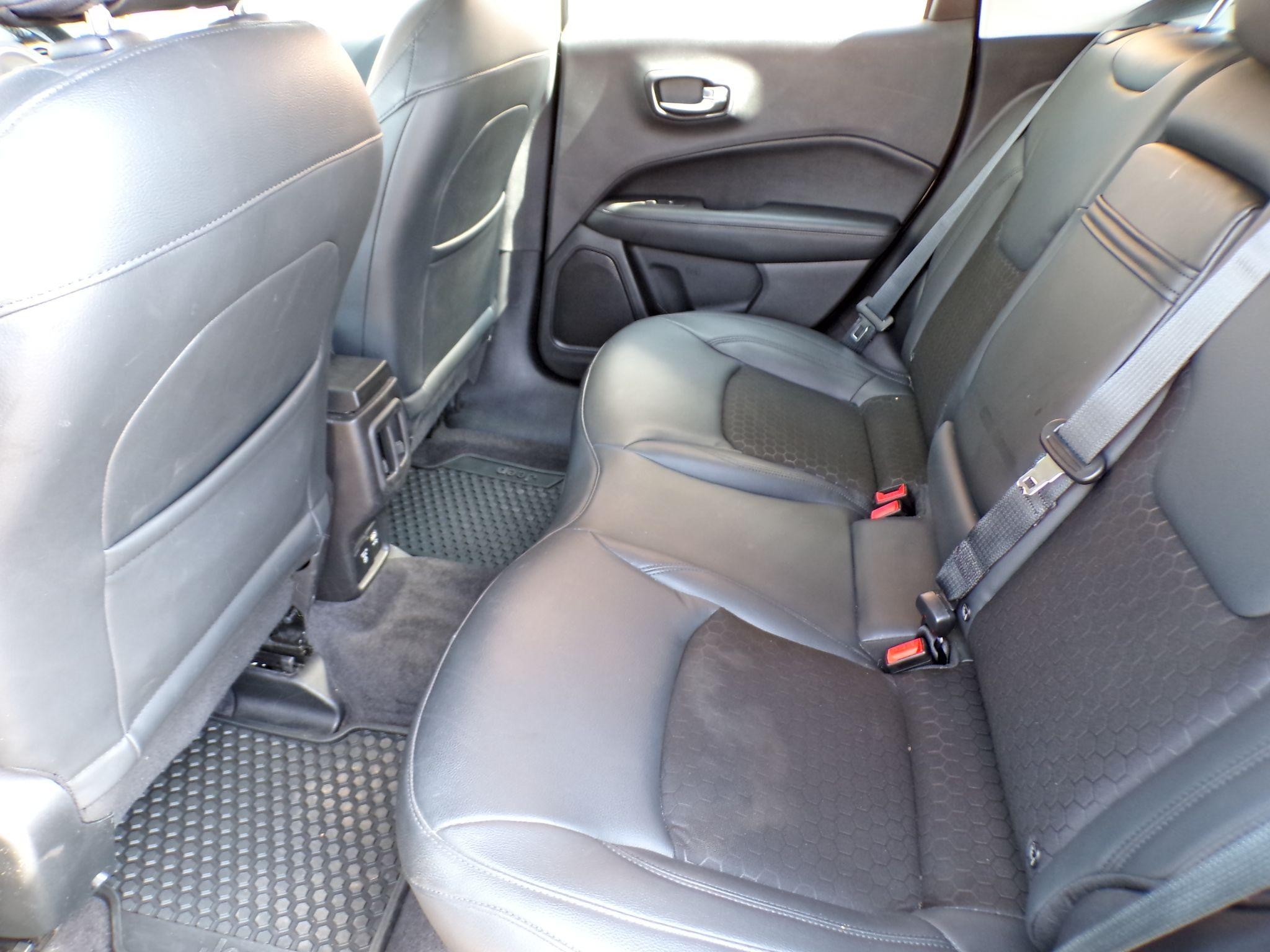 Jeep Compass Image 21