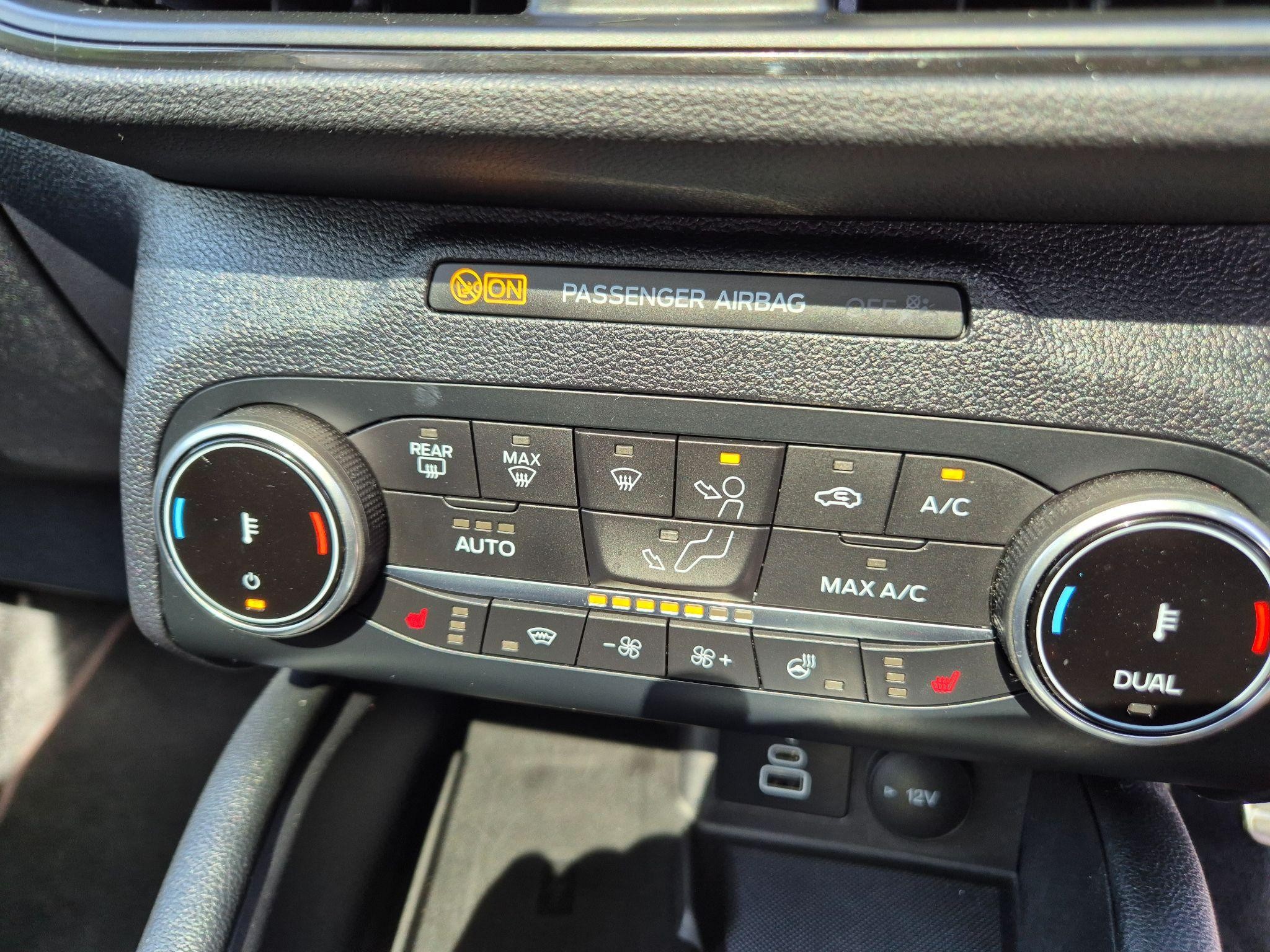 Ford Kuga Image 28