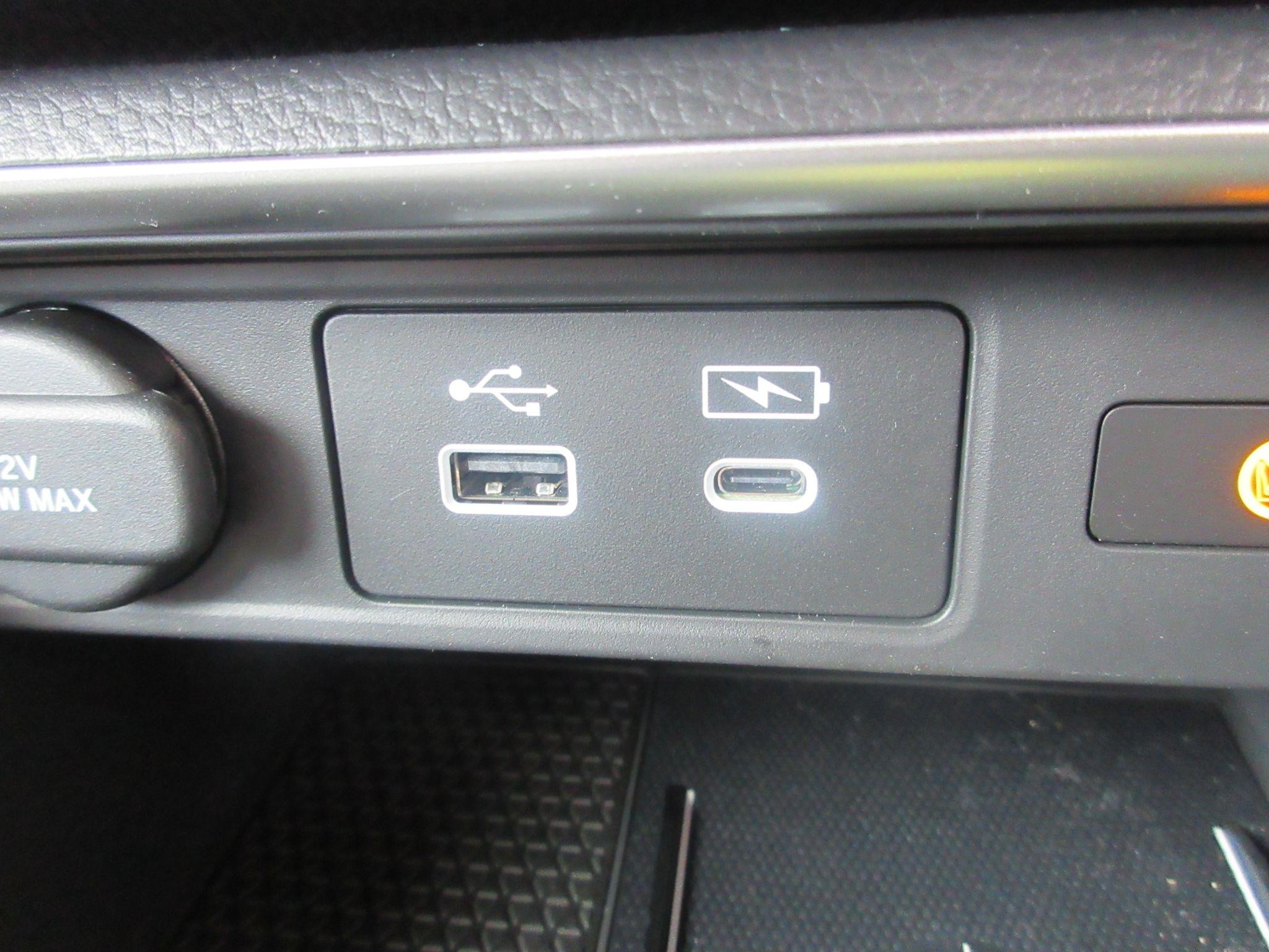 Honda CR-V Image 28