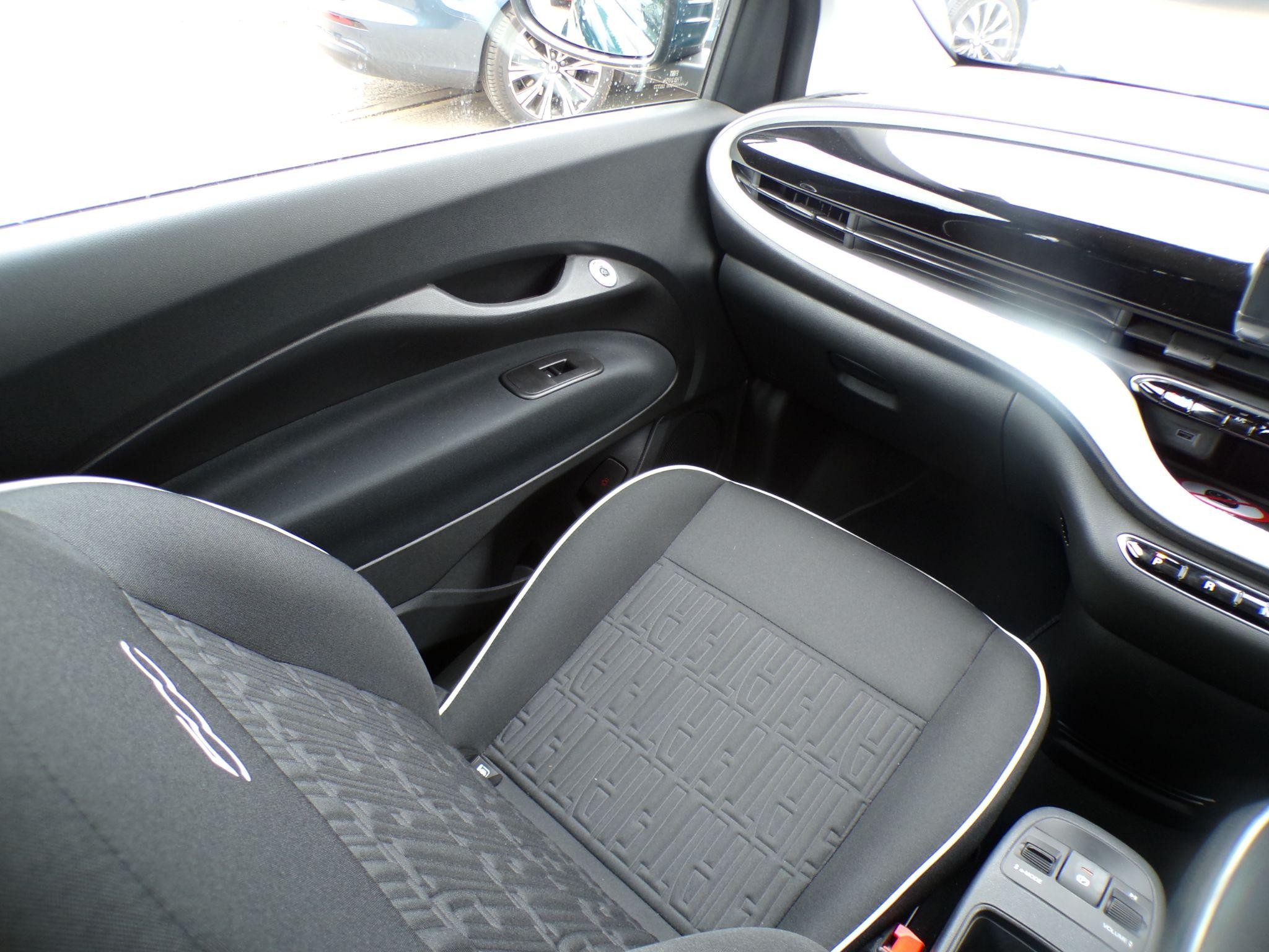 Fiat 500e Image 24
