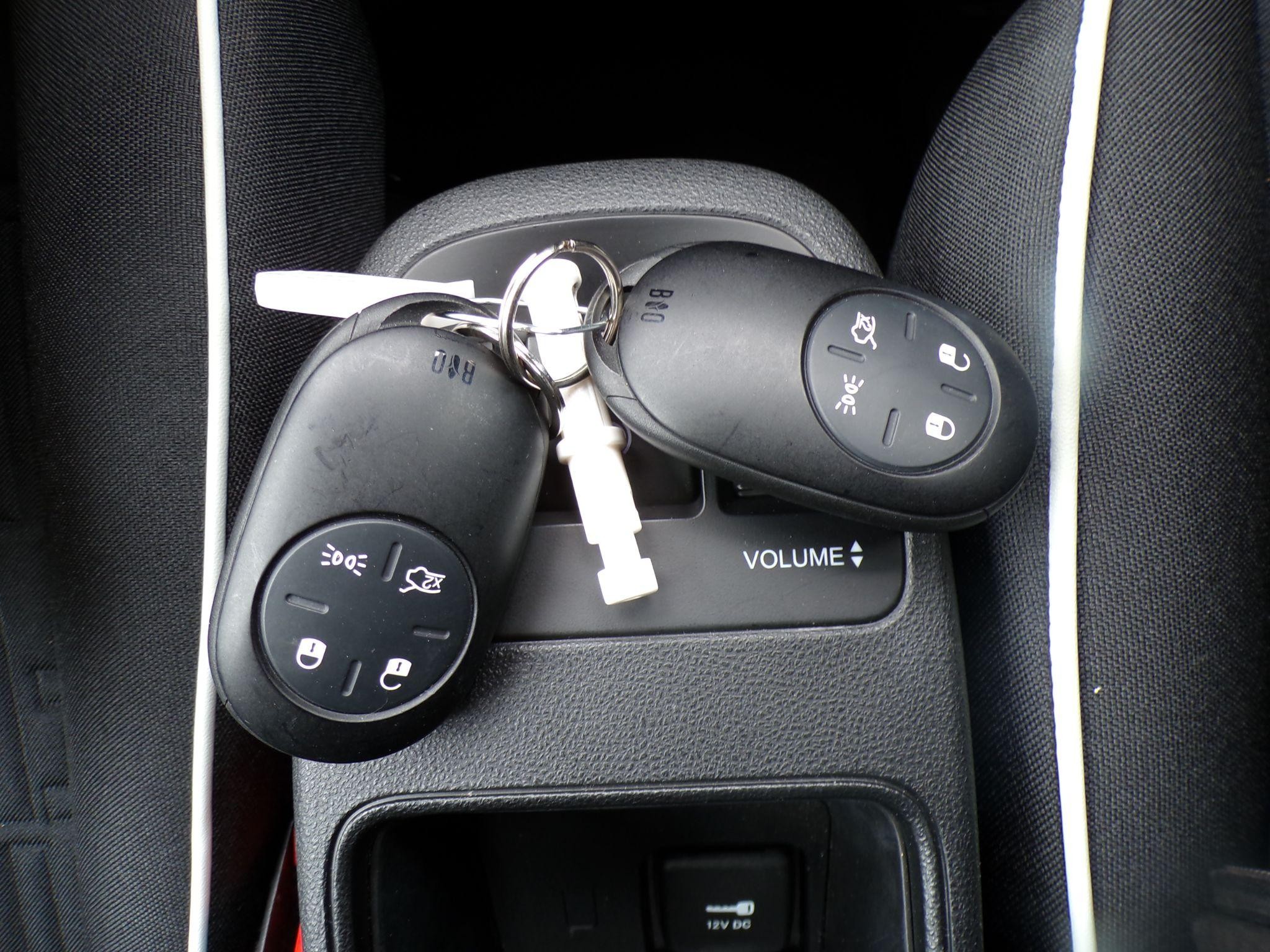 Fiat 500e Image 26