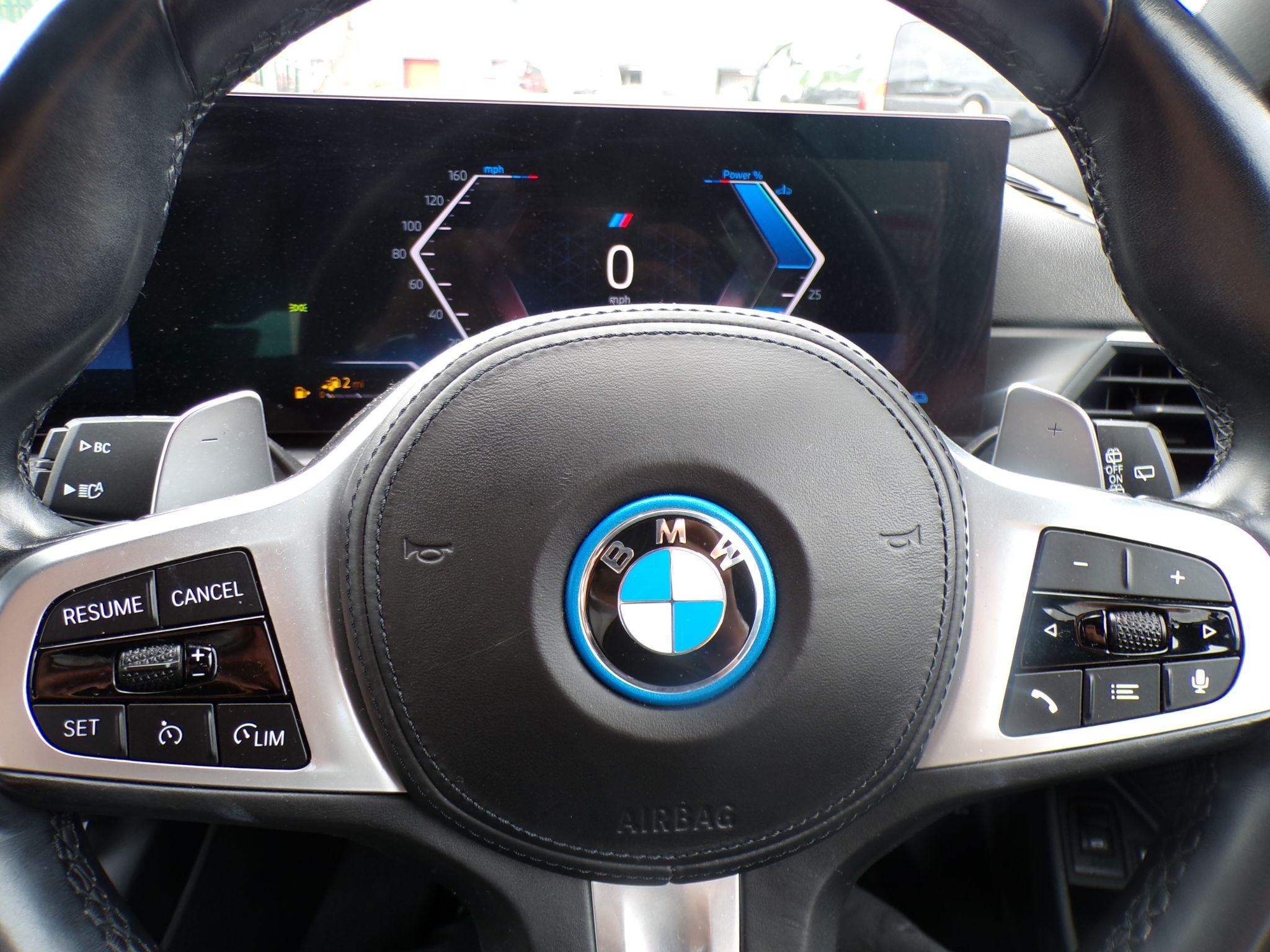BMW 3 Series Image 22