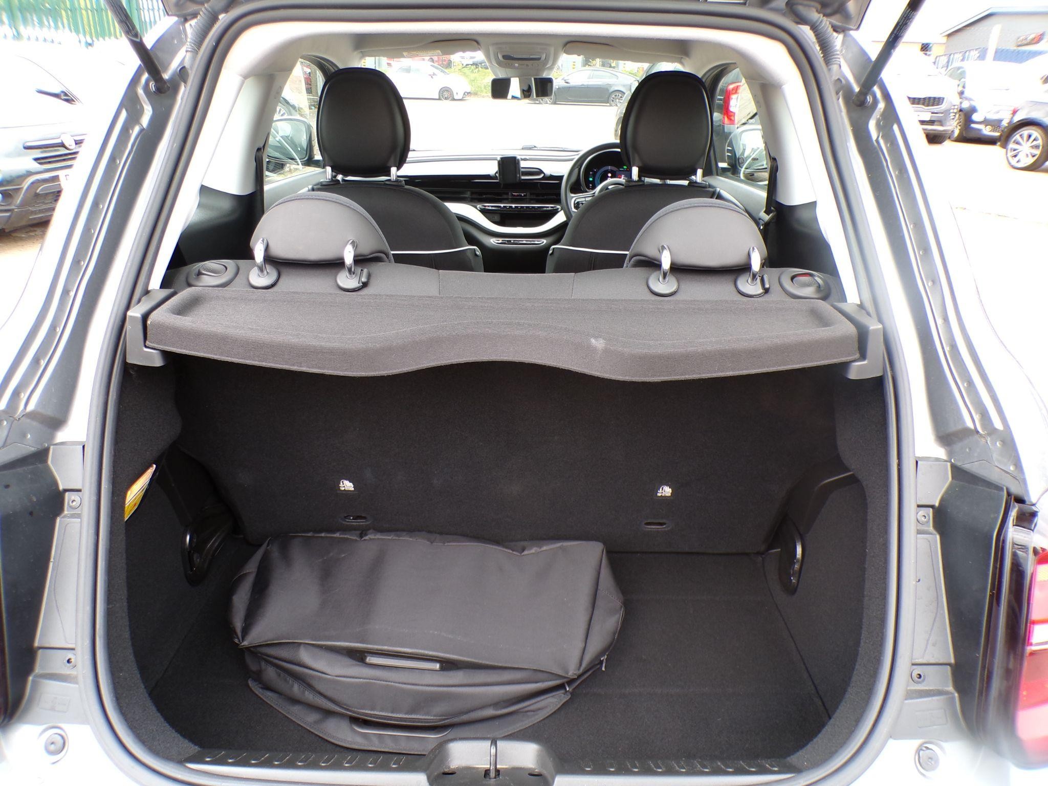 Fiat 500e Image 9