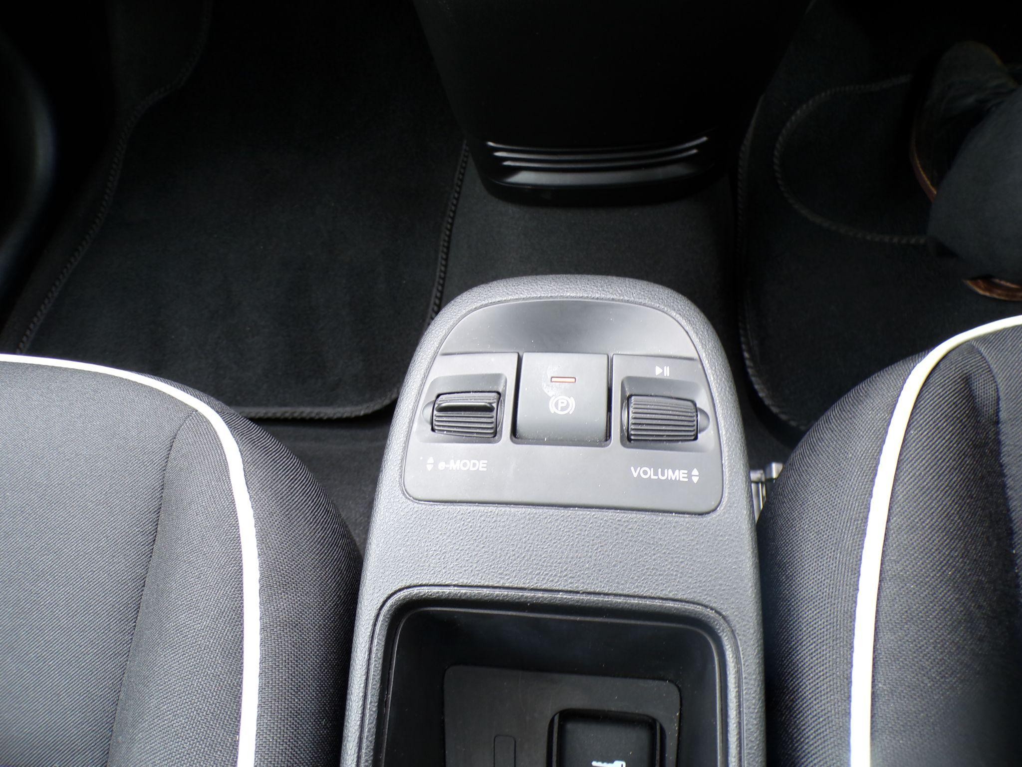 Fiat 500e Image 17