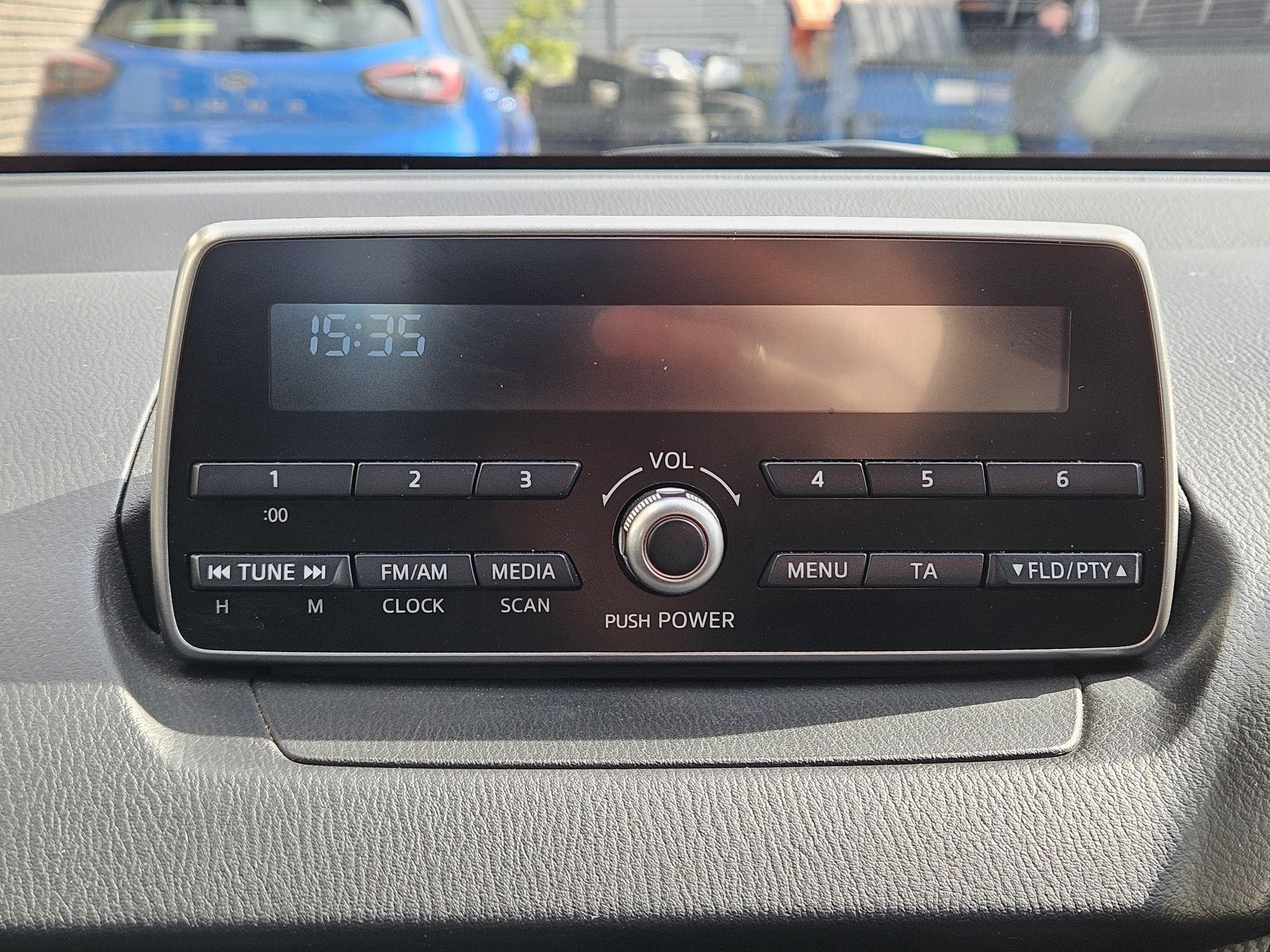 Mazda2 Image 16