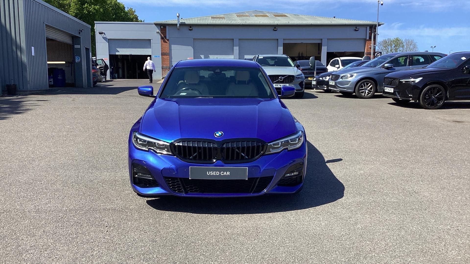 BMW 3 Series Image 12