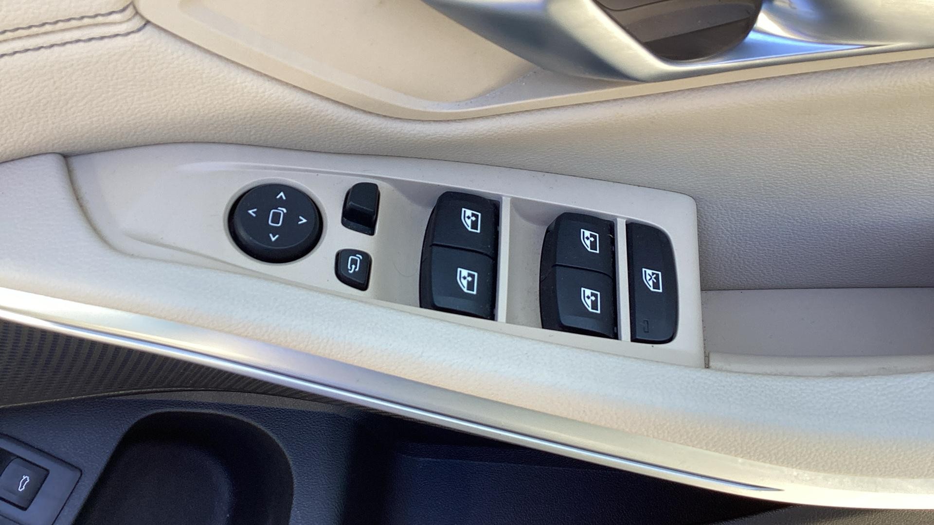 BMW 3 Series Image 27