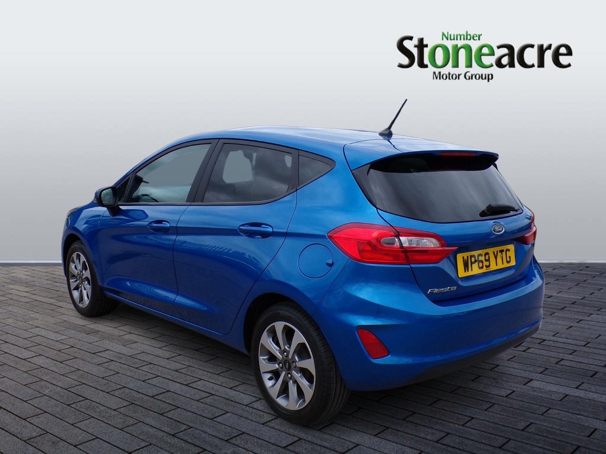 Ford Fiesta Image 4