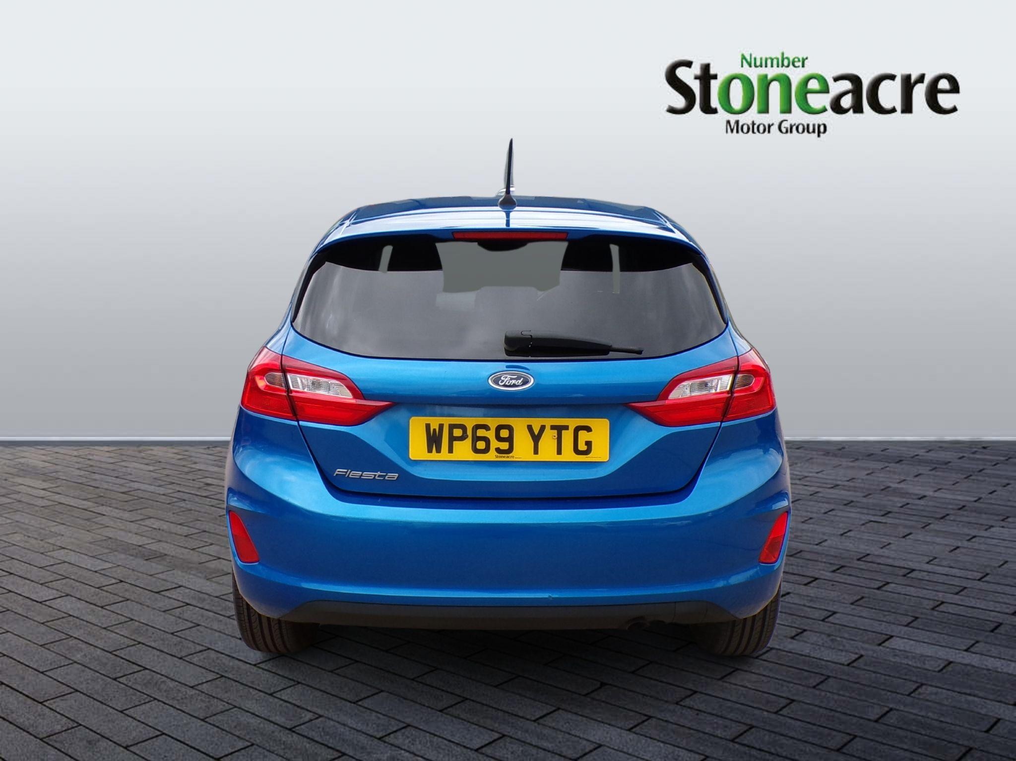 Ford Fiesta Image 6