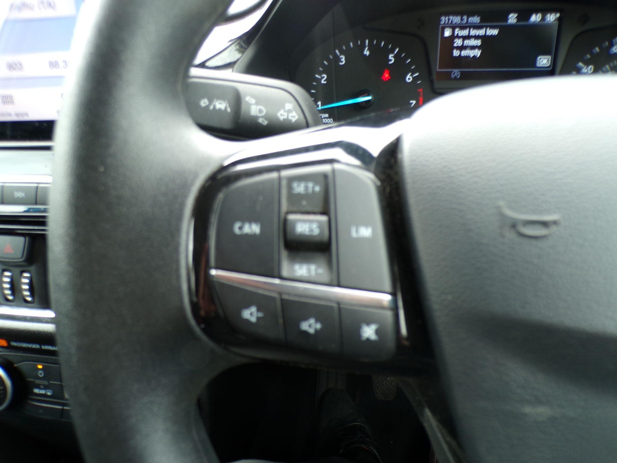 Ford Fiesta Image 18