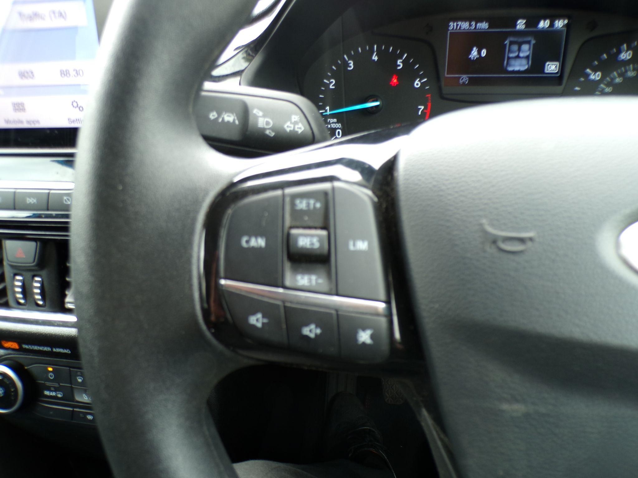 Ford Fiesta Image 19
