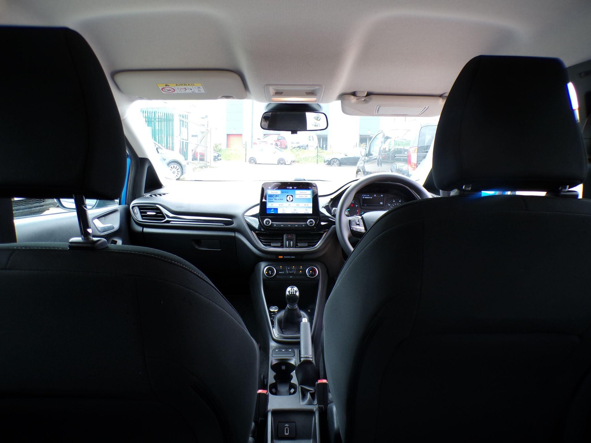 Ford Fiesta Image 26