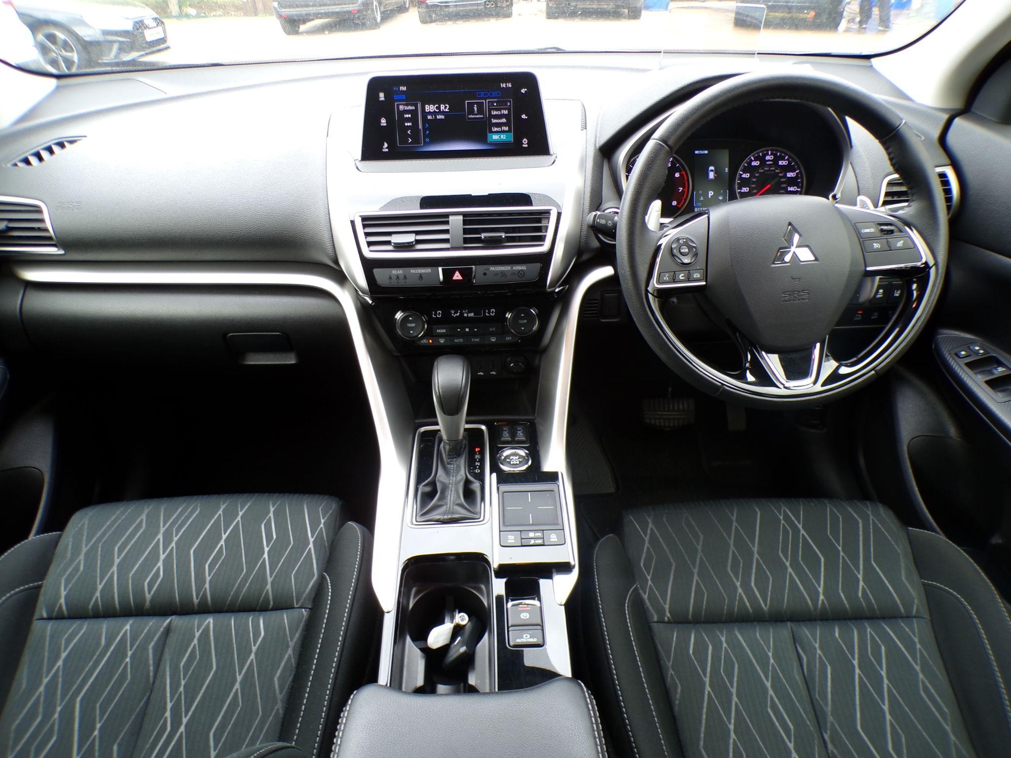 Mitsubishi Eclipse Cross Image 11