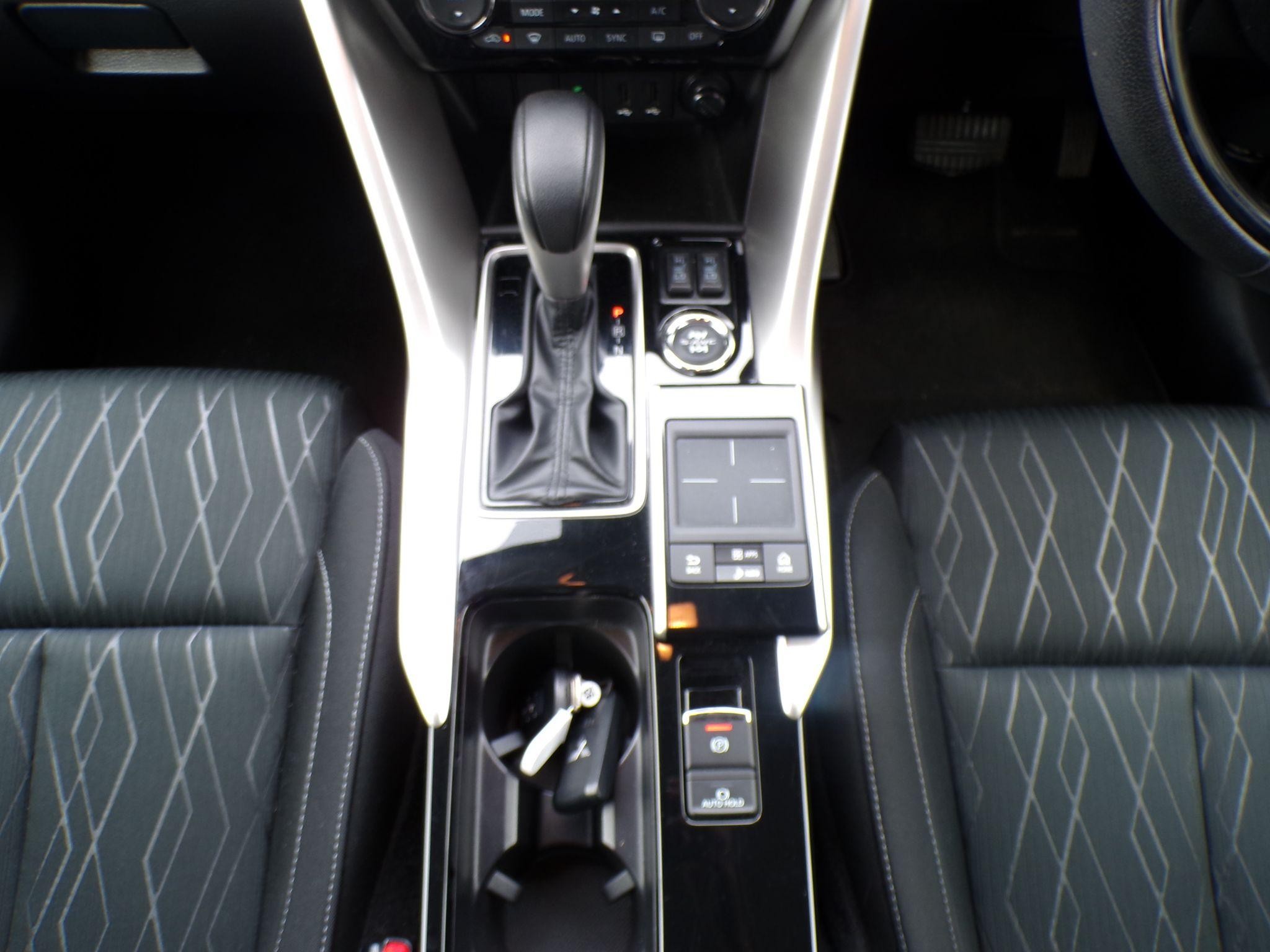 Mitsubishi Eclipse Cross Image 12