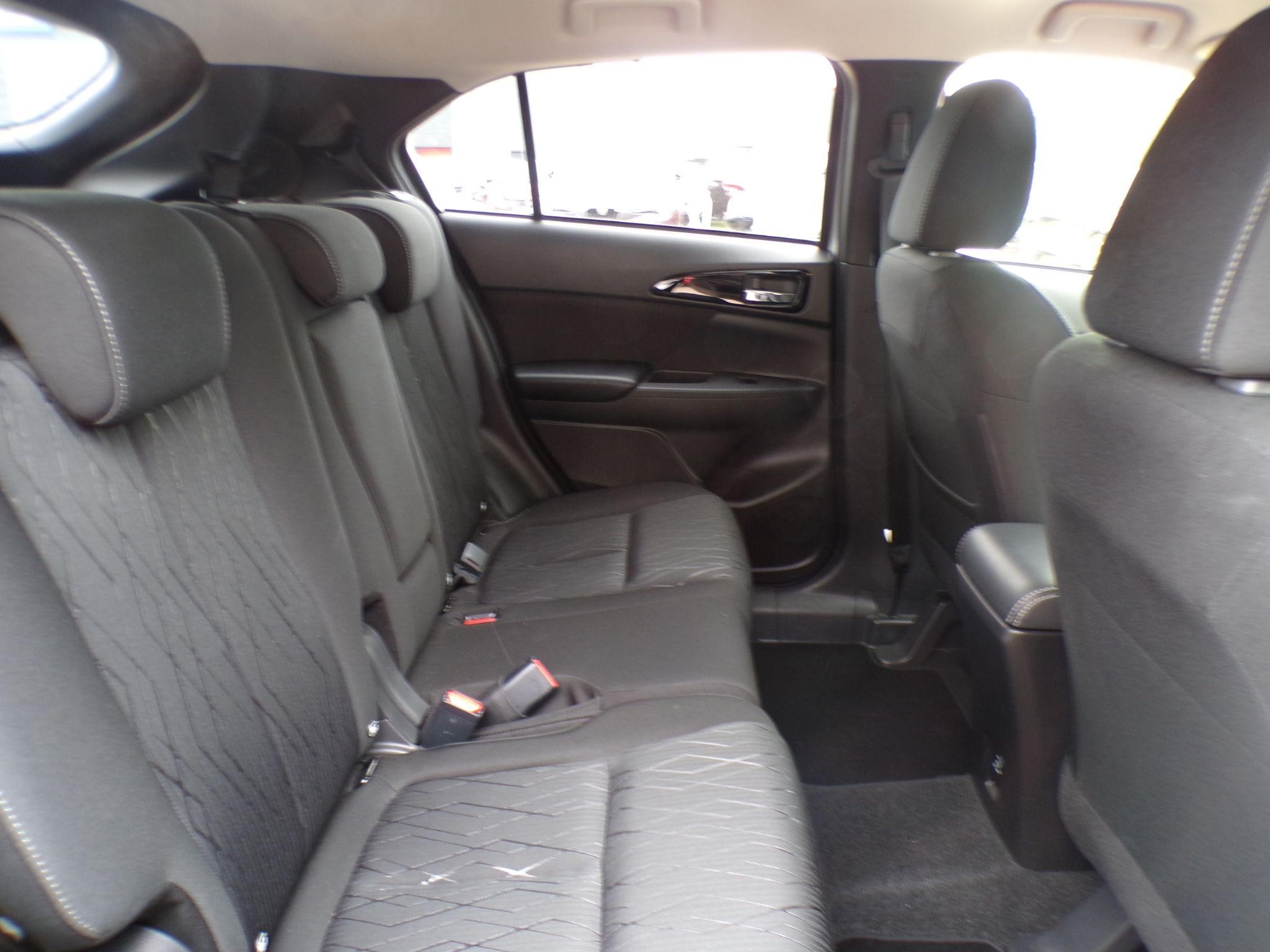 Mitsubishi Eclipse Cross Image 16