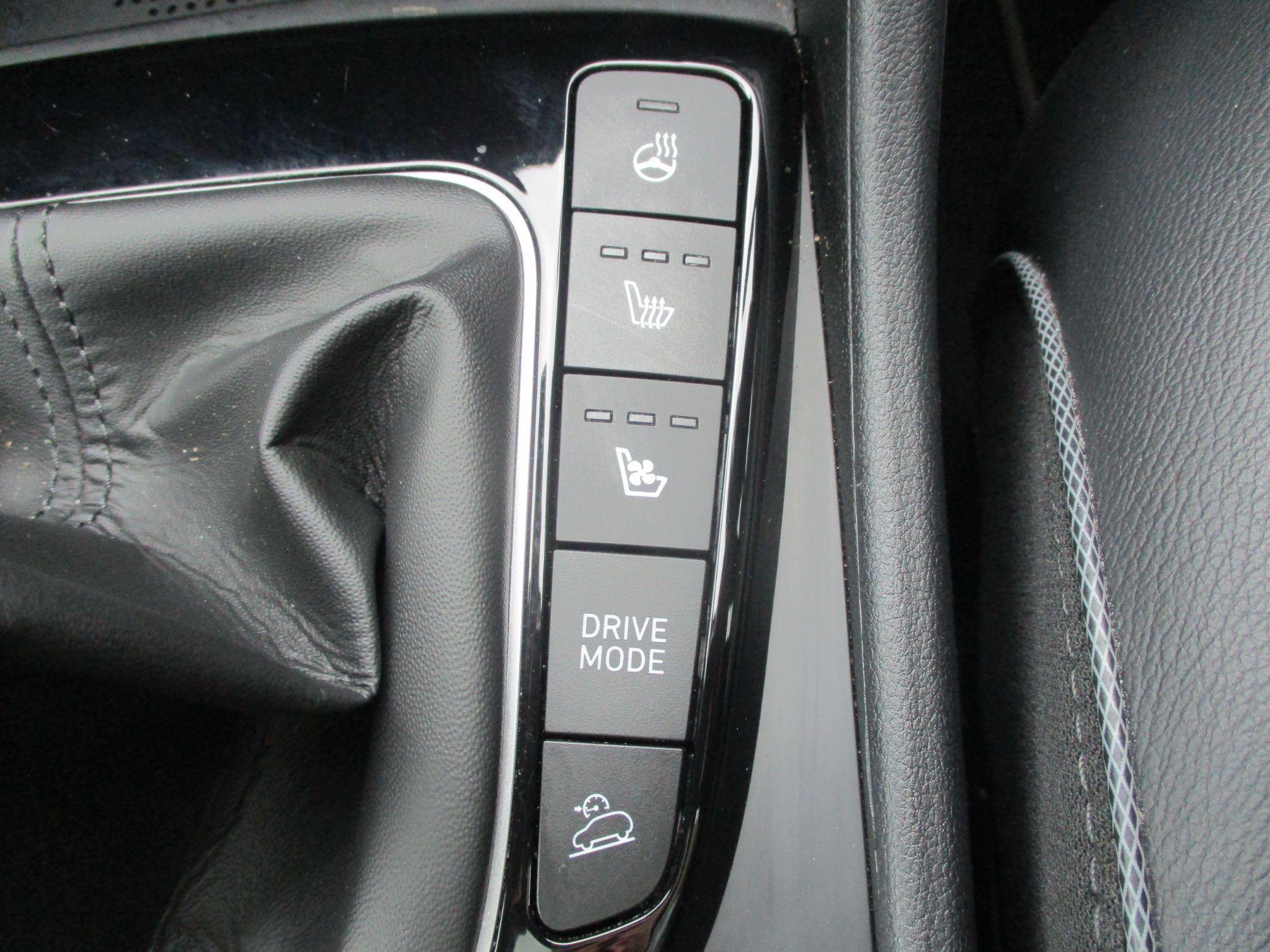 Hyundai TUCSON Image 22