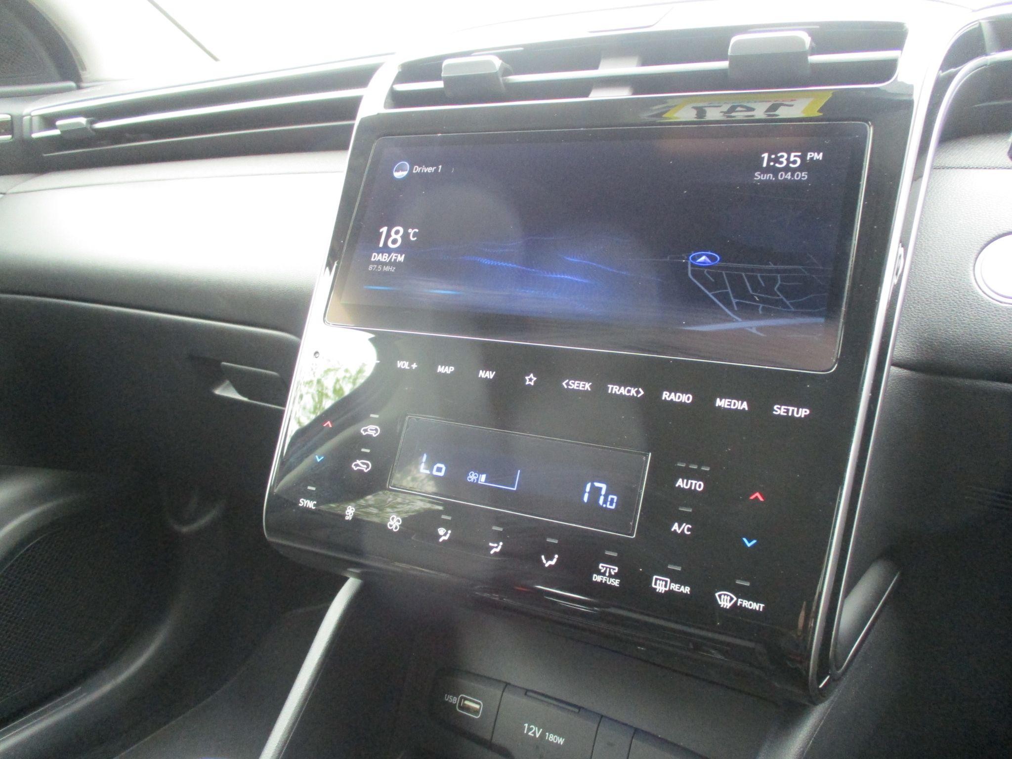 Hyundai TUCSON Image 32