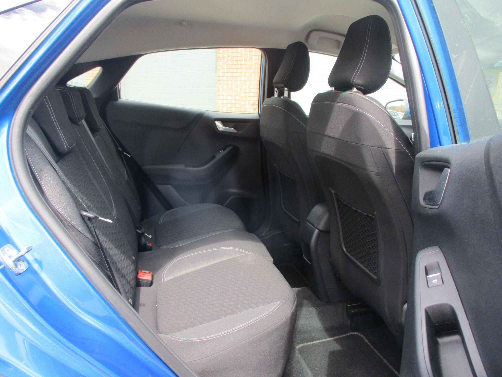 Ford Puma Image 11