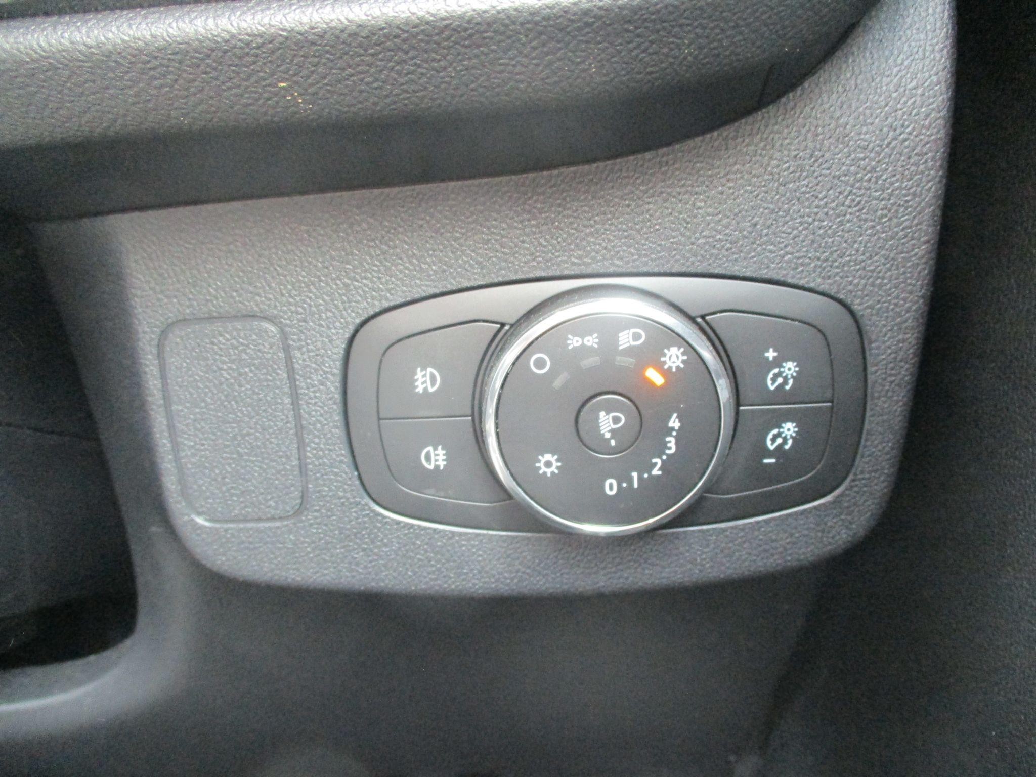 Ford Puma Image 15