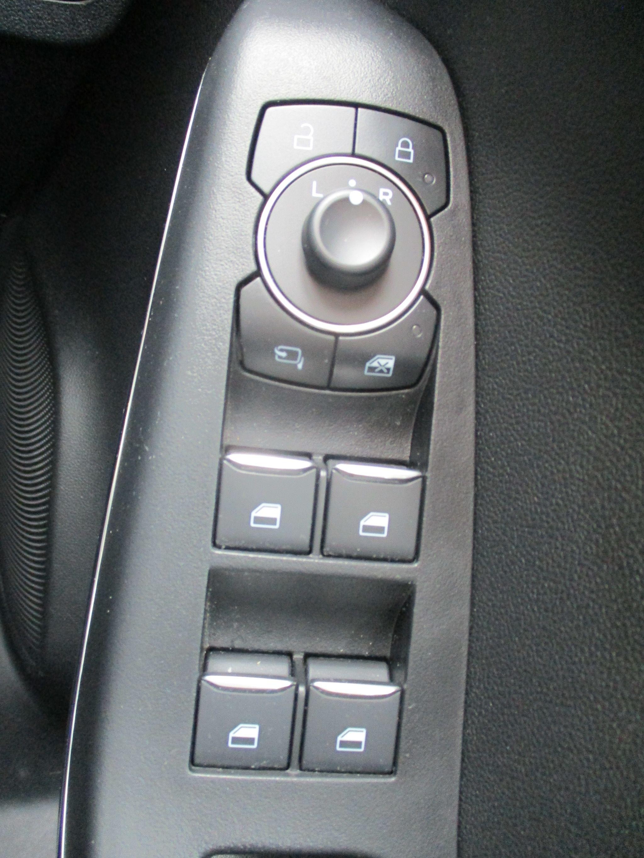 Ford Puma Image 16