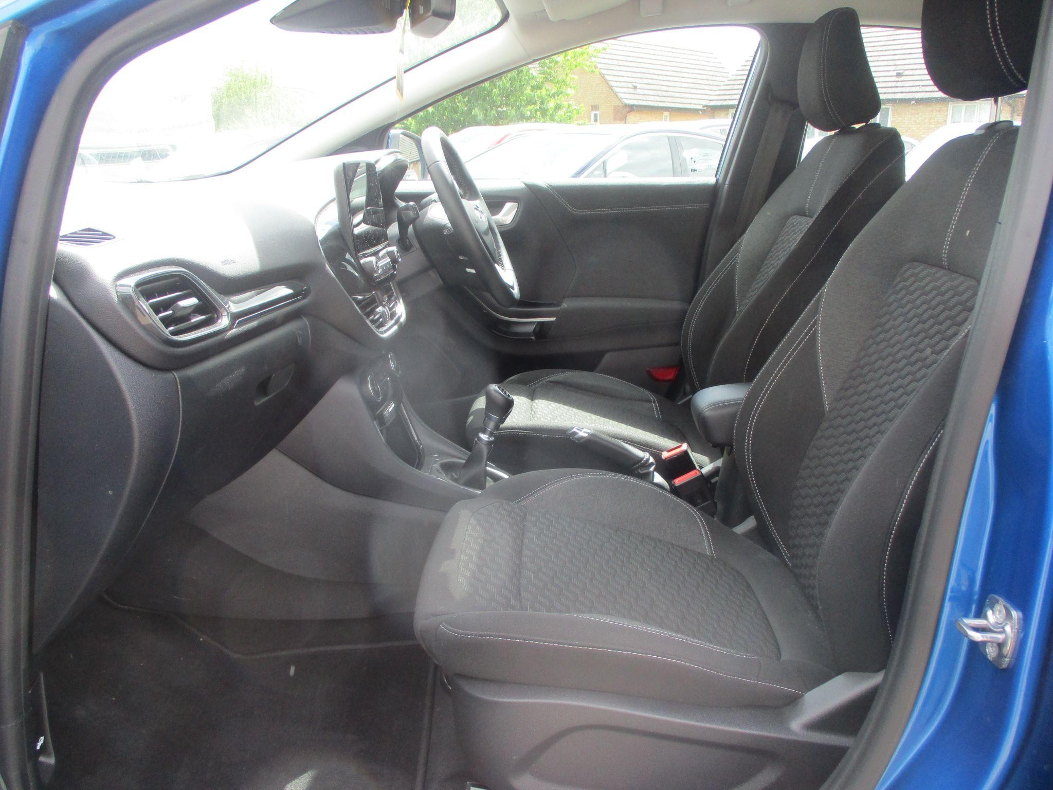 Ford Puma Image 26