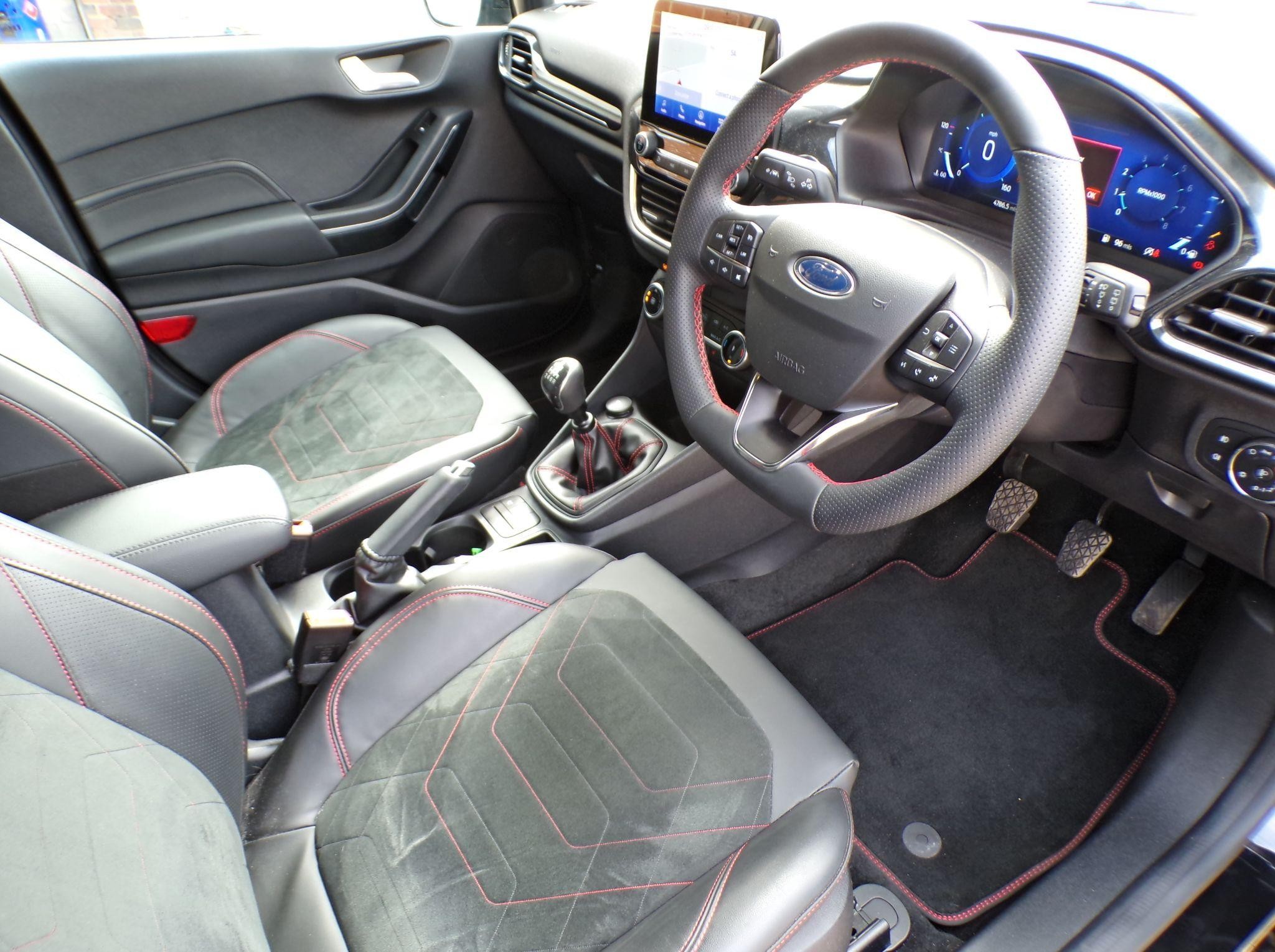 Ford Fiesta Image 10