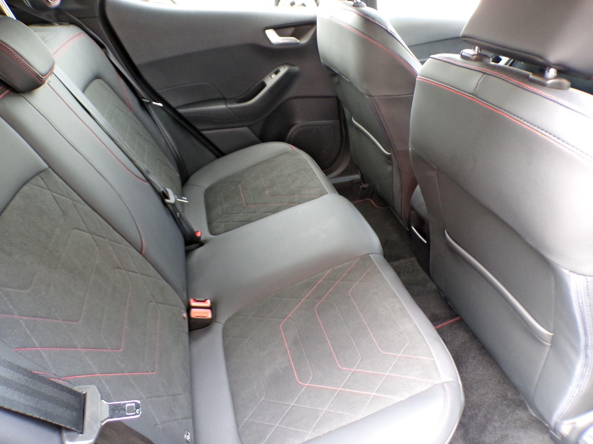 Ford Fiesta Image 20