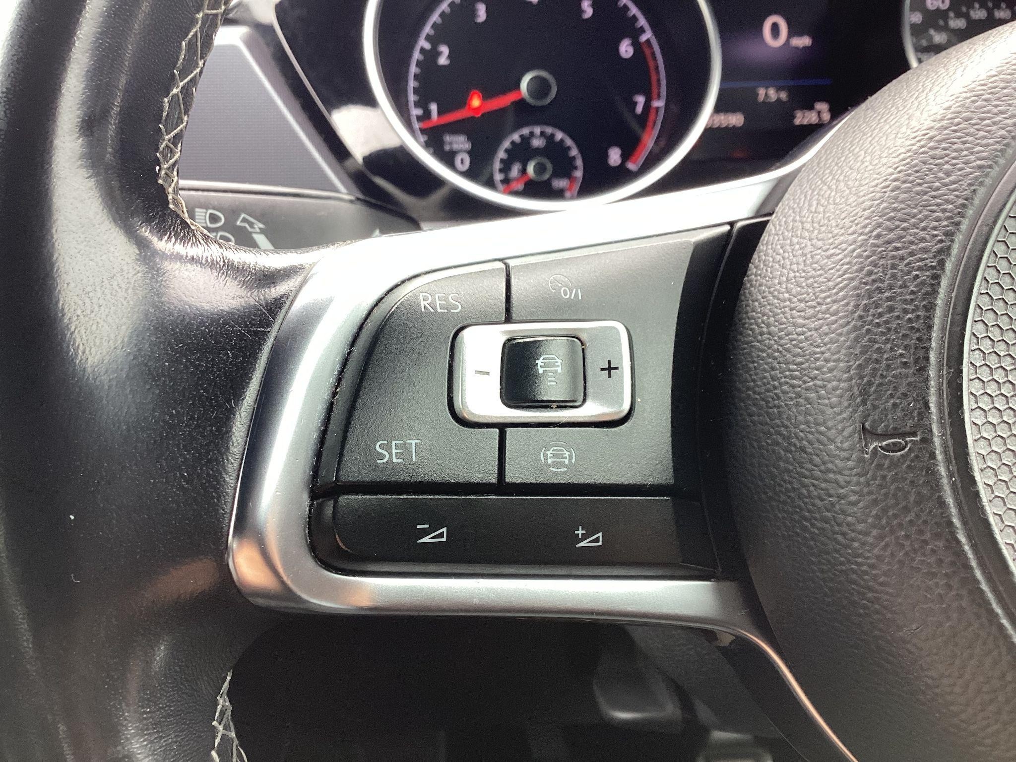 Volkswagen Touran Image 14