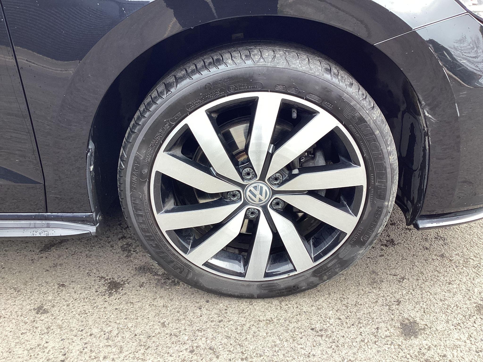 Volkswagen Touran Image 17