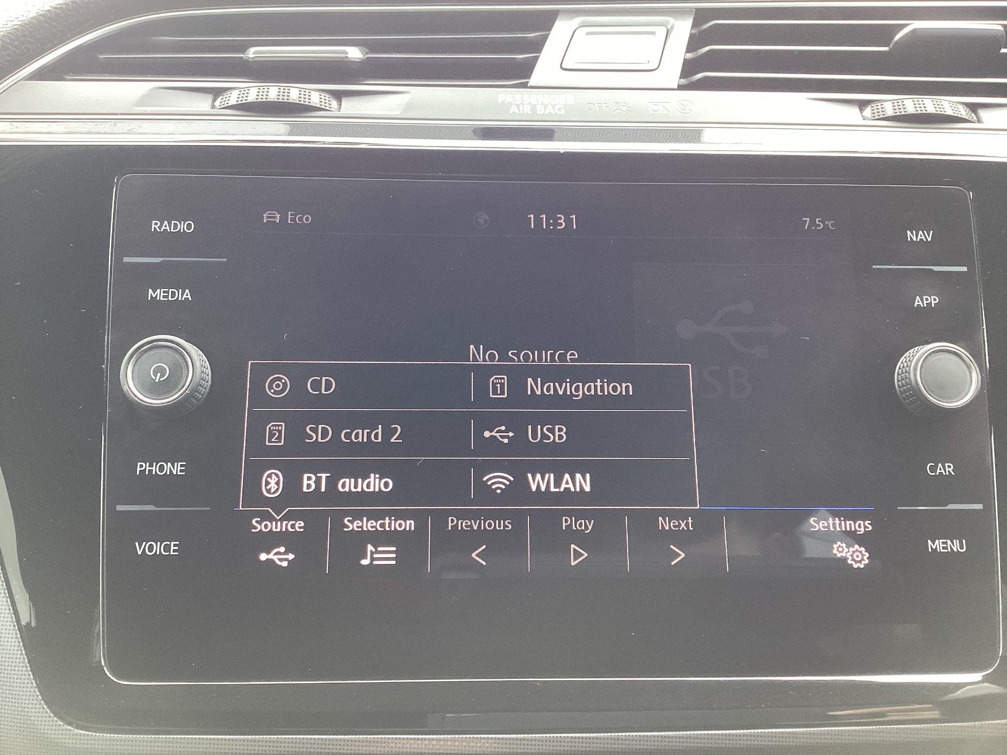 Volkswagen Touran Image 22