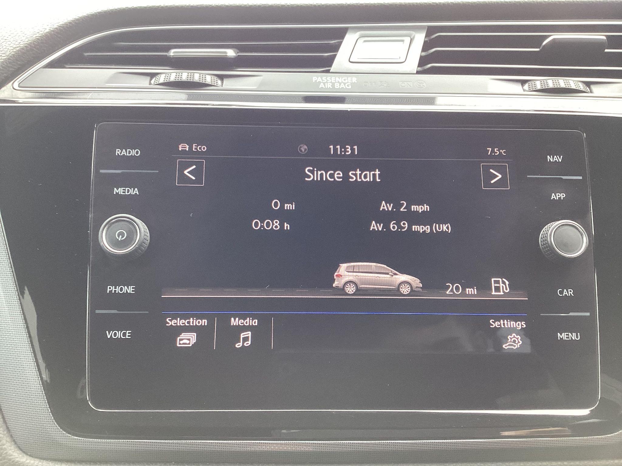Volkswagen Touran Image 23