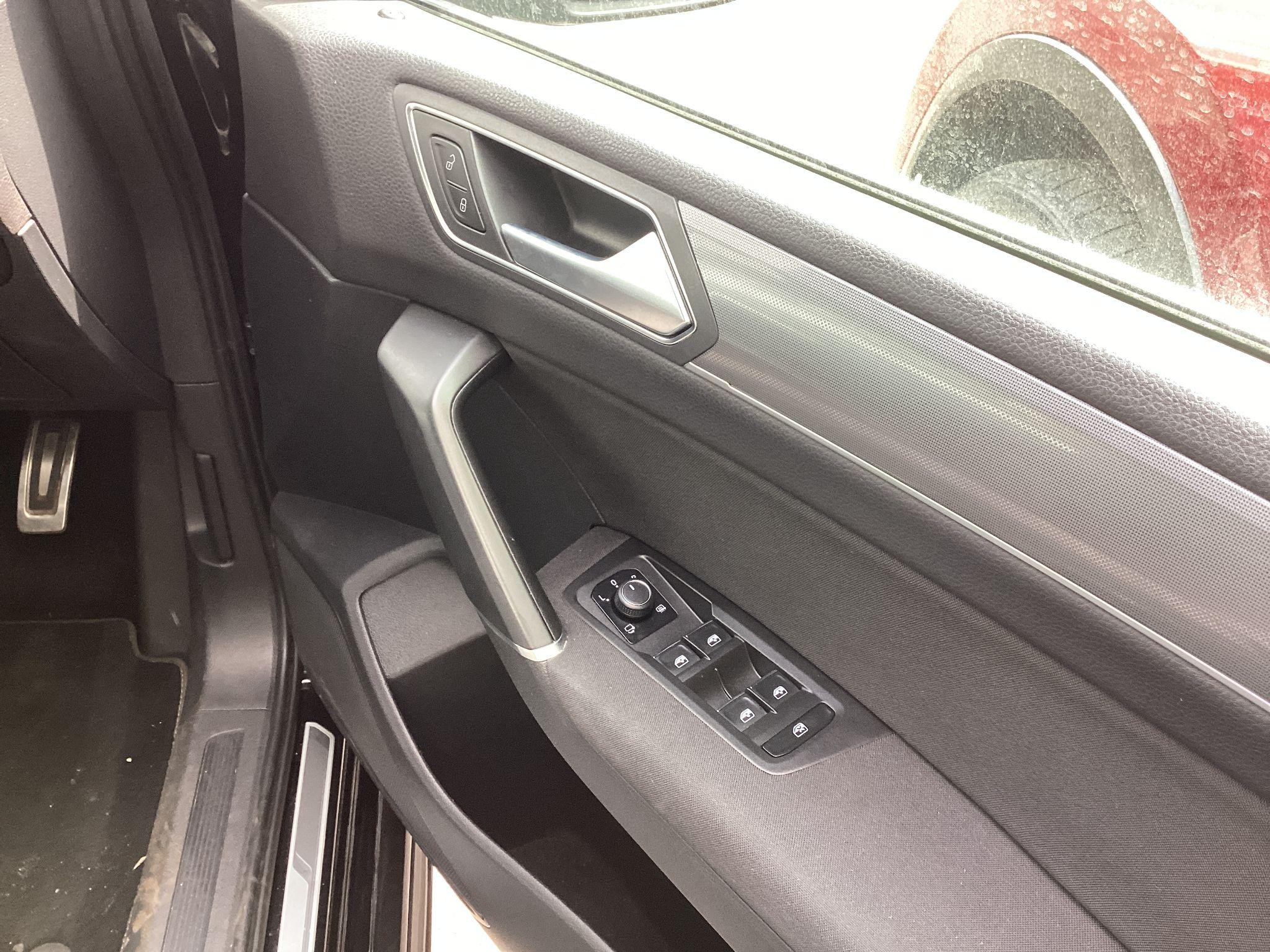 Volkswagen Touran Image 43