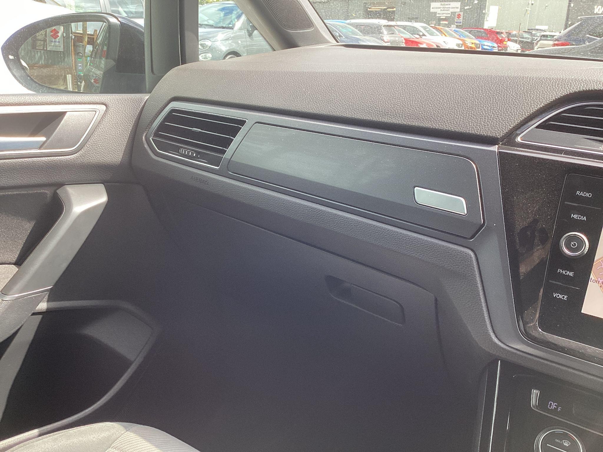 Volkswagen Touran Image 53