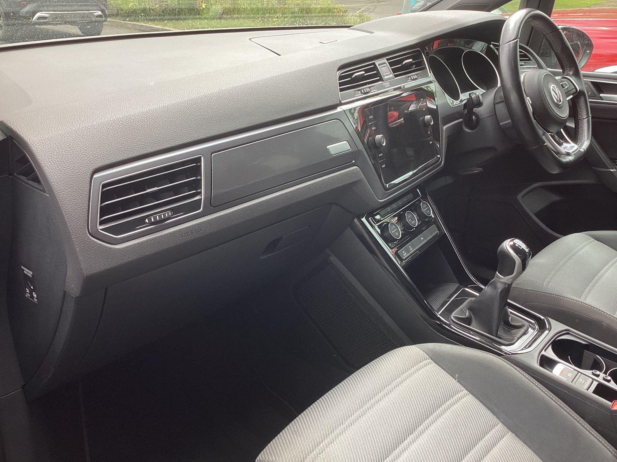 Volkswagen Touran Image 68