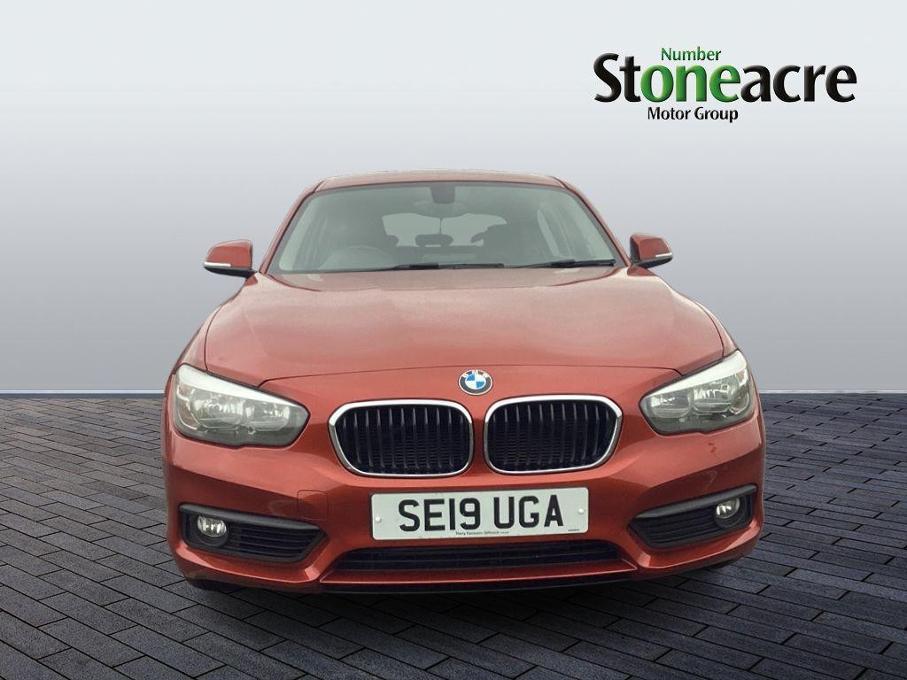 BMW 1 Series Image 2
