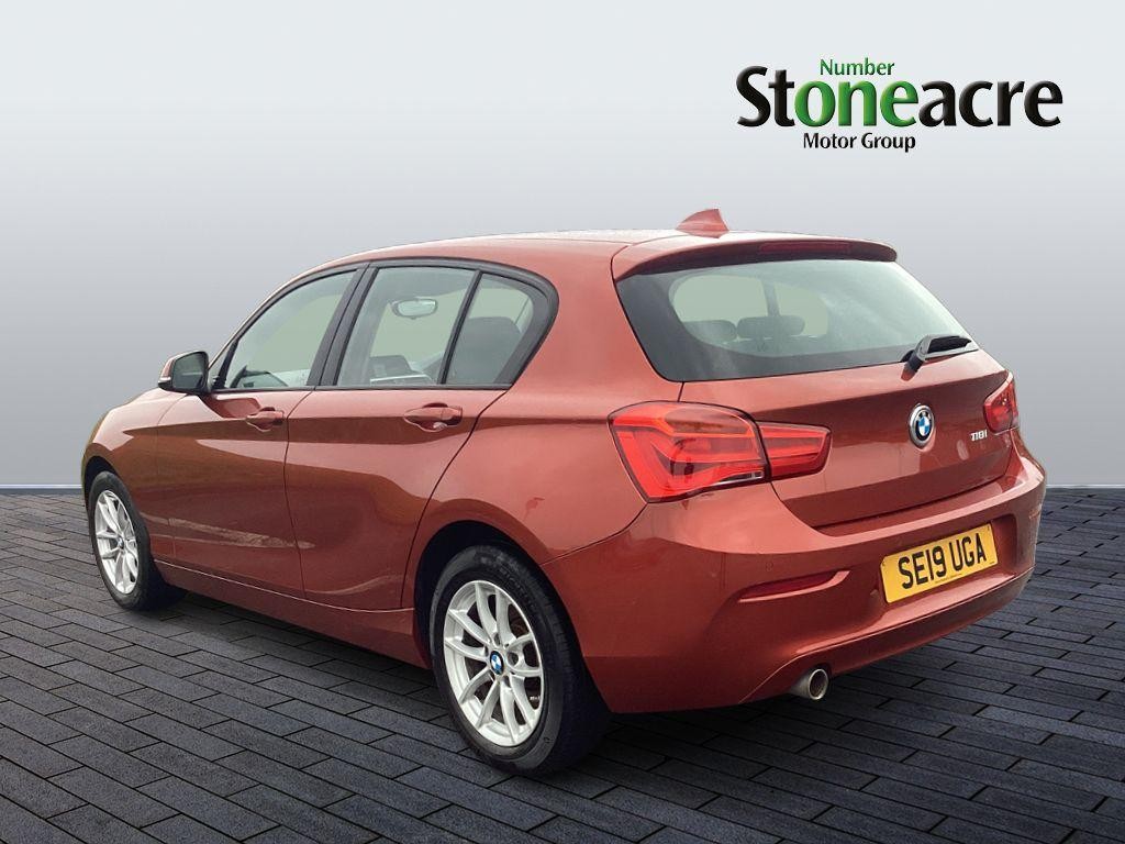 BMW 1 Series Image 4
