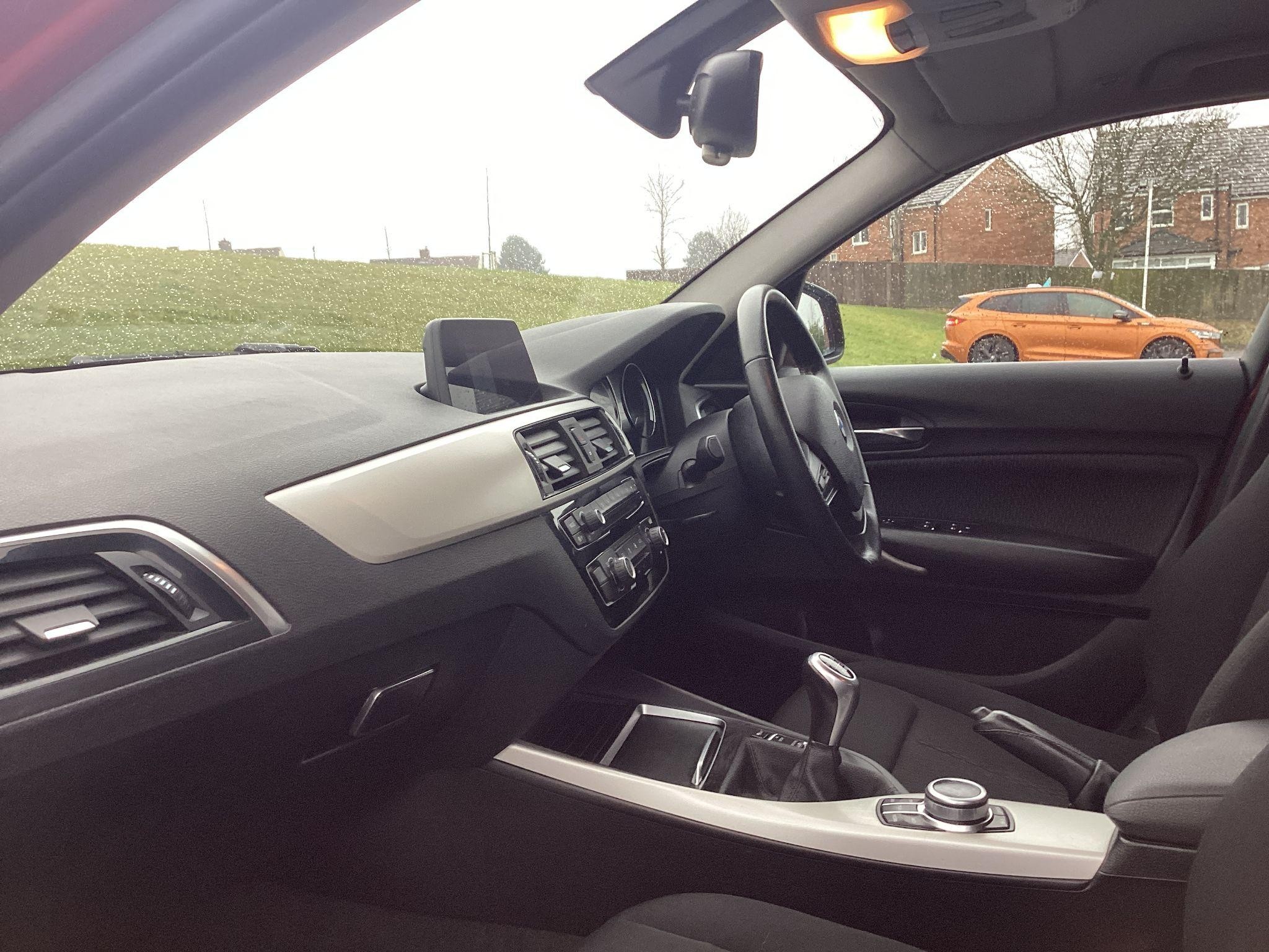 BMW 1 Series Image 9