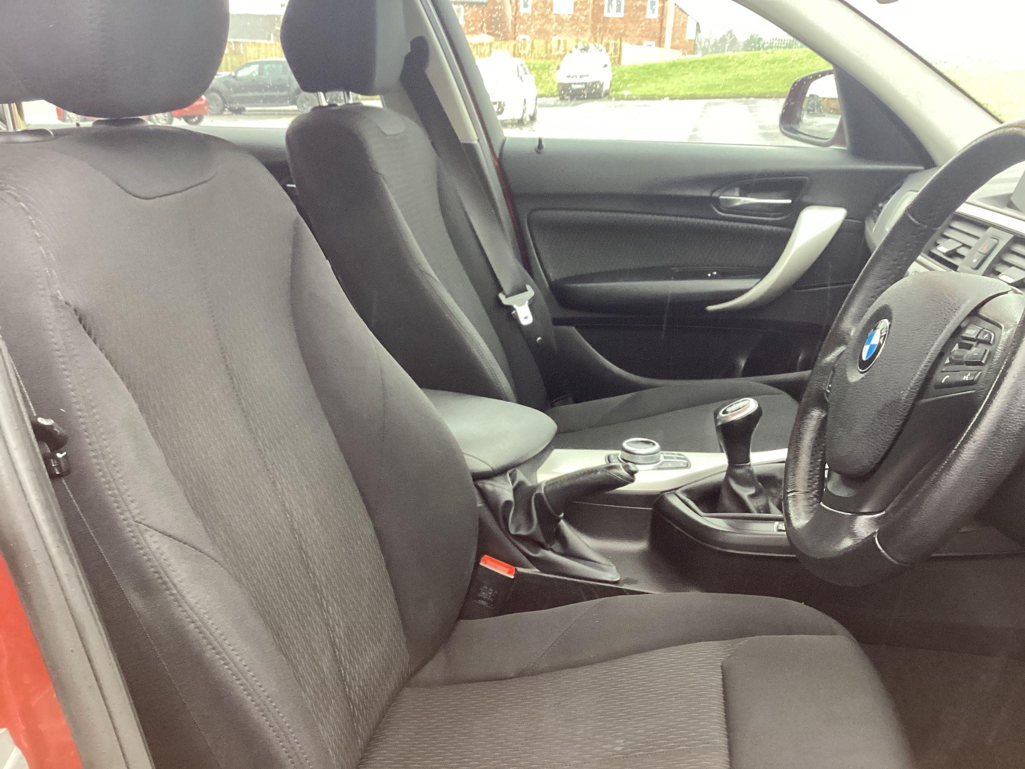 BMW 1 Series Image 12