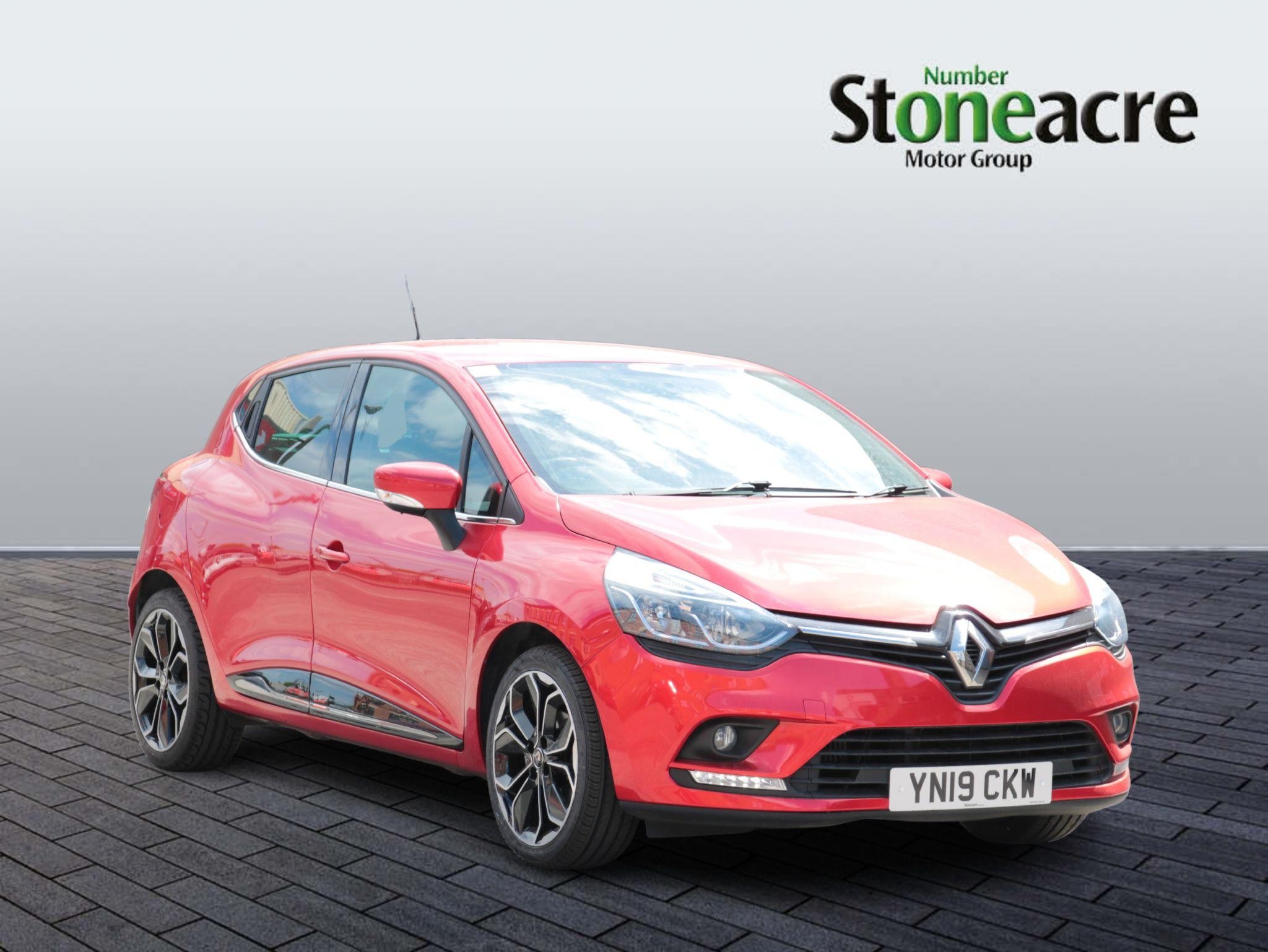 Renault Clio Image 1