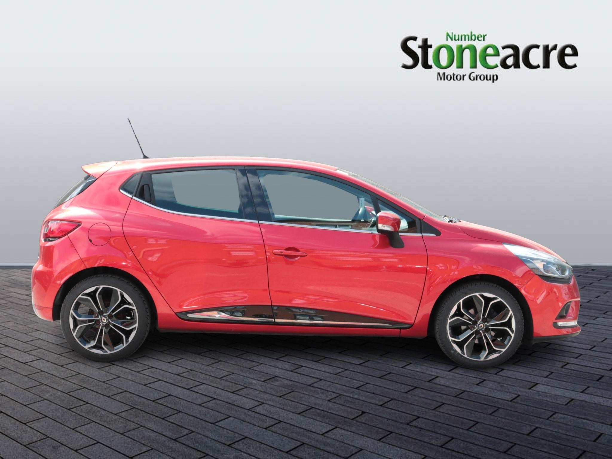 Renault Clio Image 2