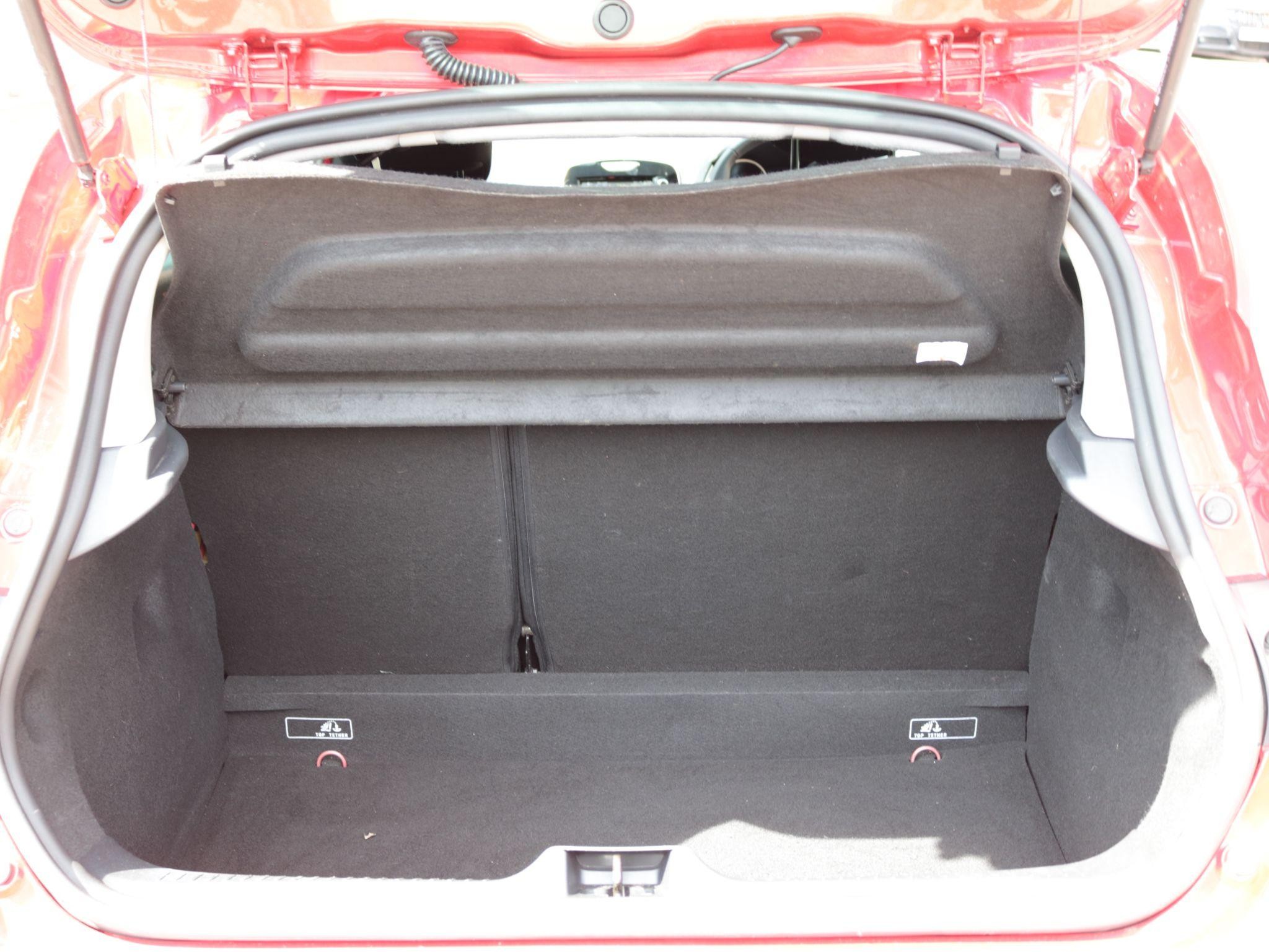 Renault Clio Image 10