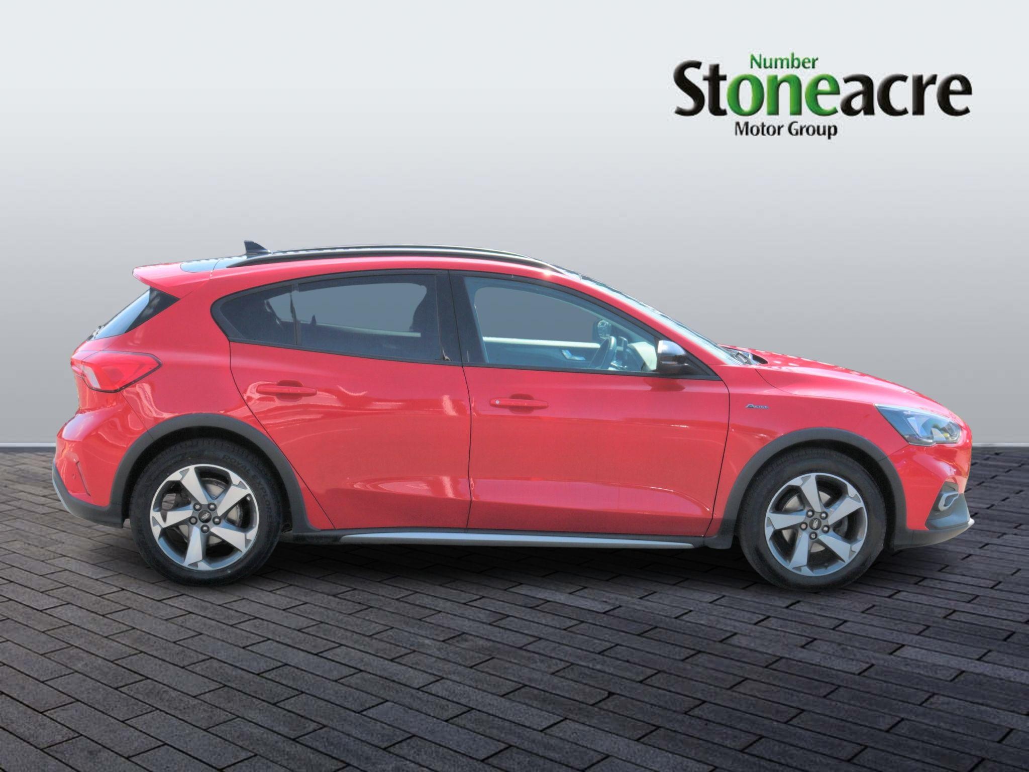 Ford Focus Image 2