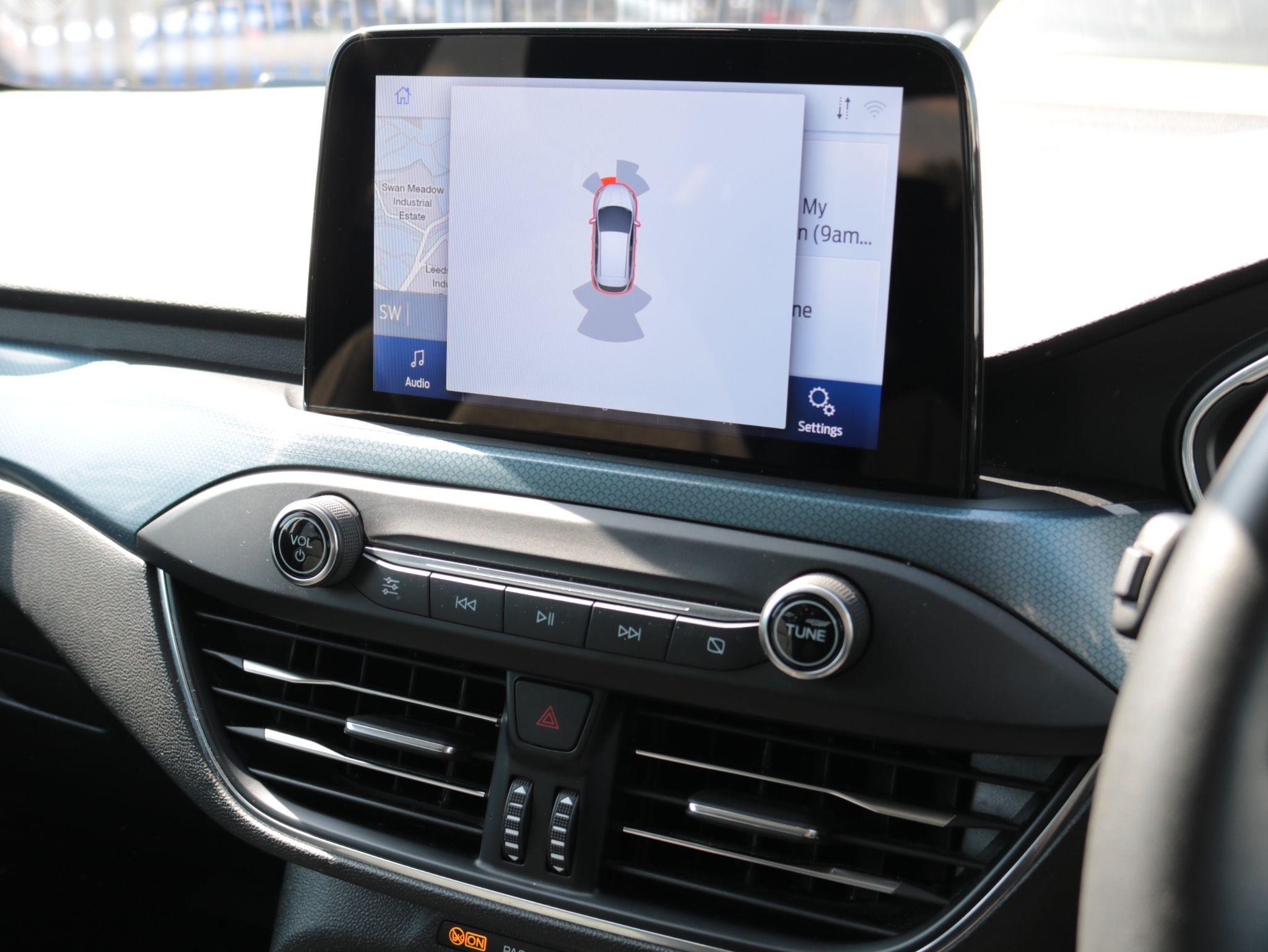 Ford Focus Image 16
