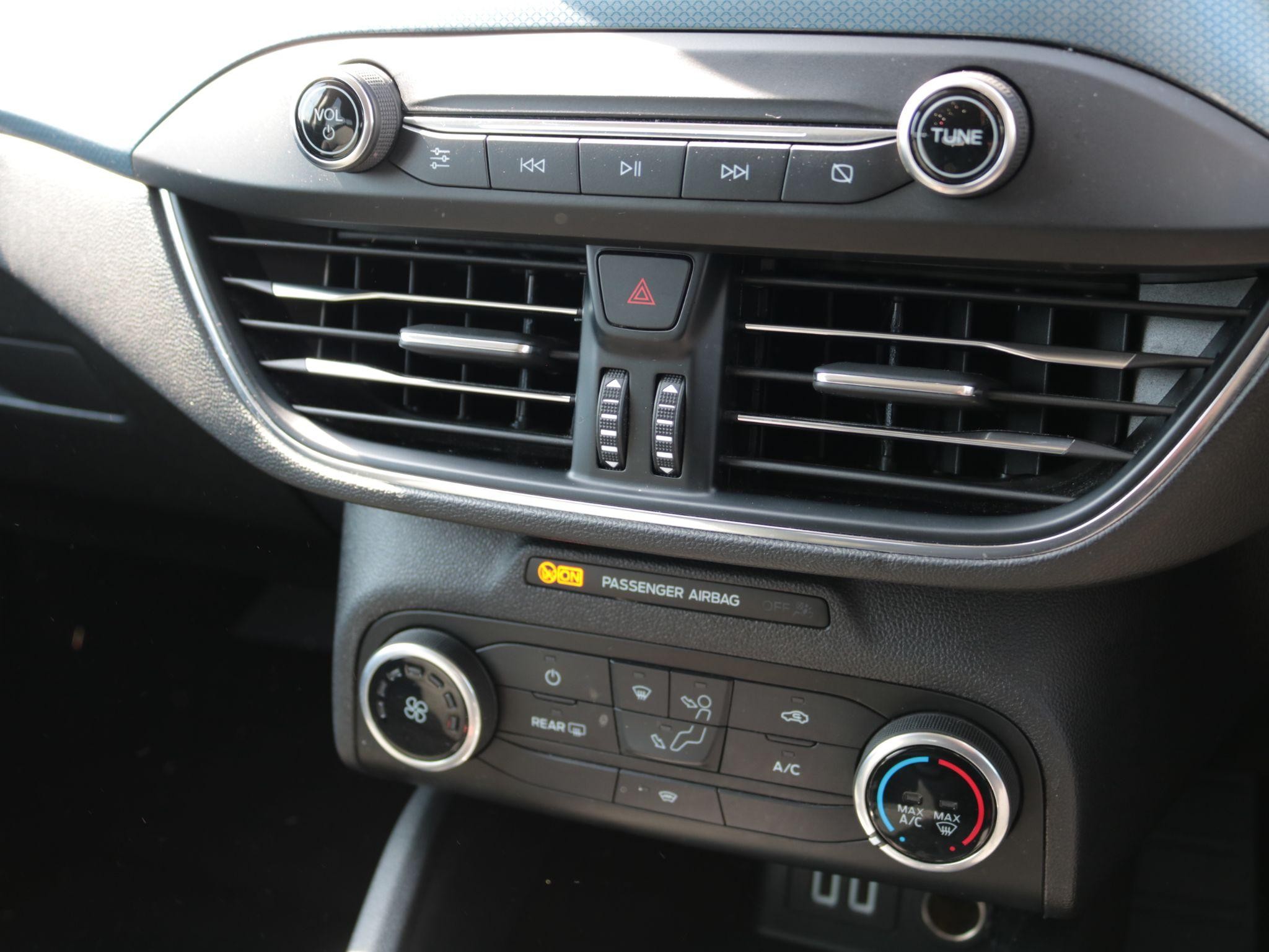 Ford Focus Image 19