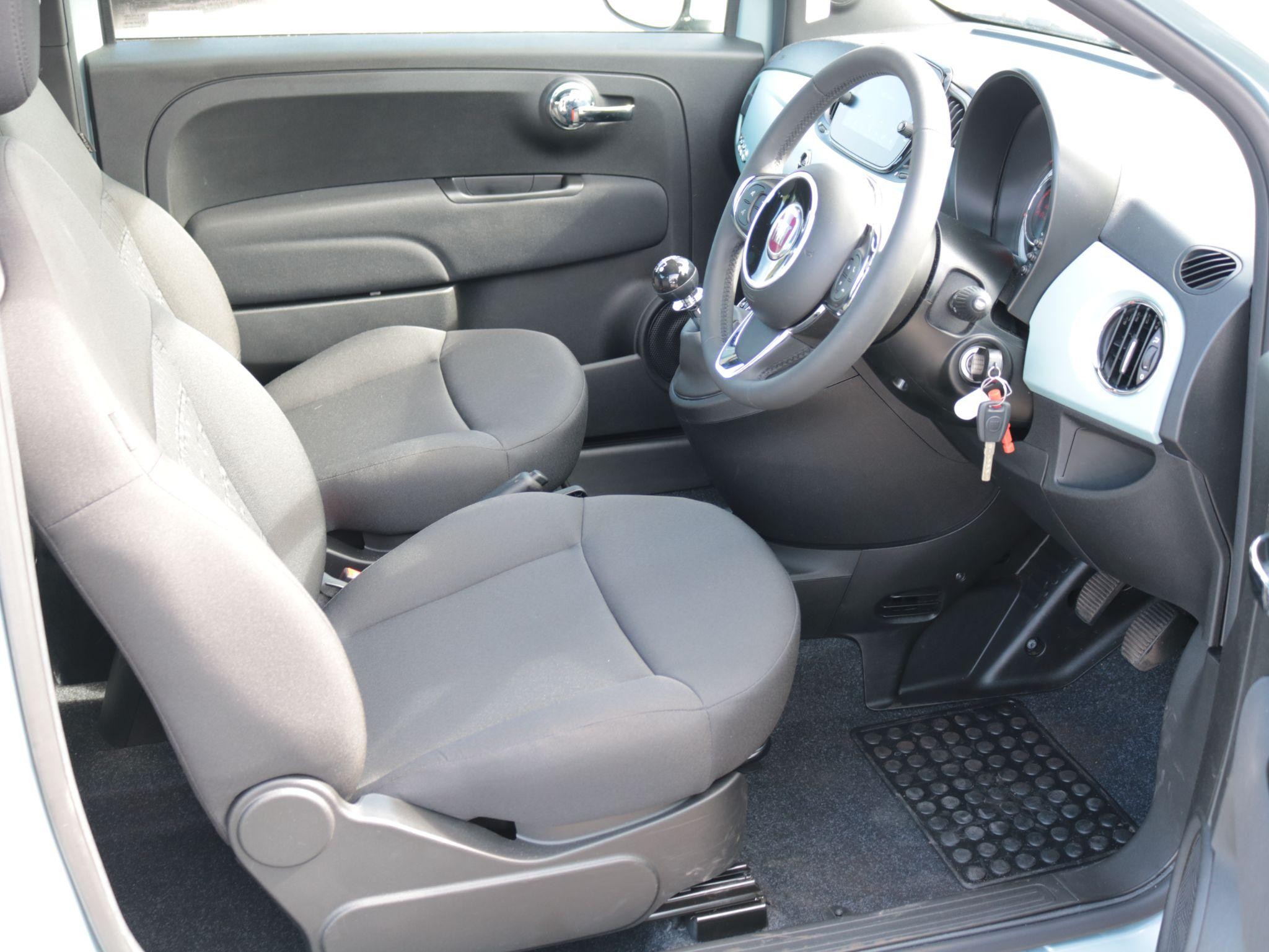 Fiat 500 Hybrid Image 11
